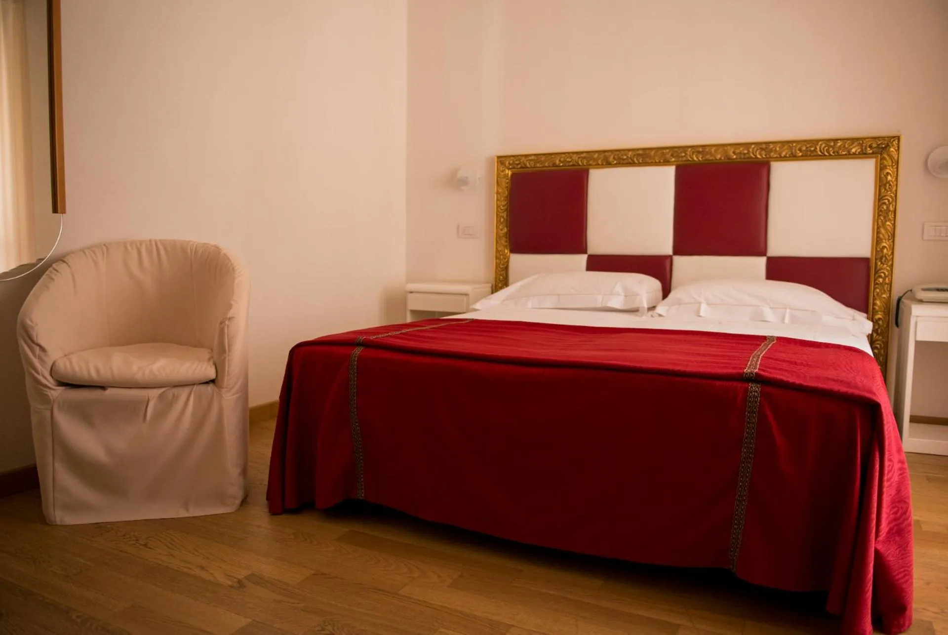 Bed in Grand Hotel Ambasciatori Wellness & Spa