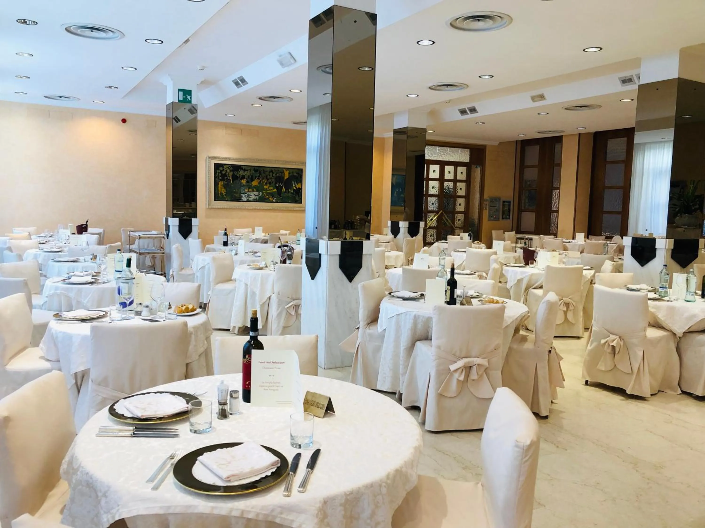 Restaurant/places to eat in Grand Hotel Ambasciatori Wellness & Spa