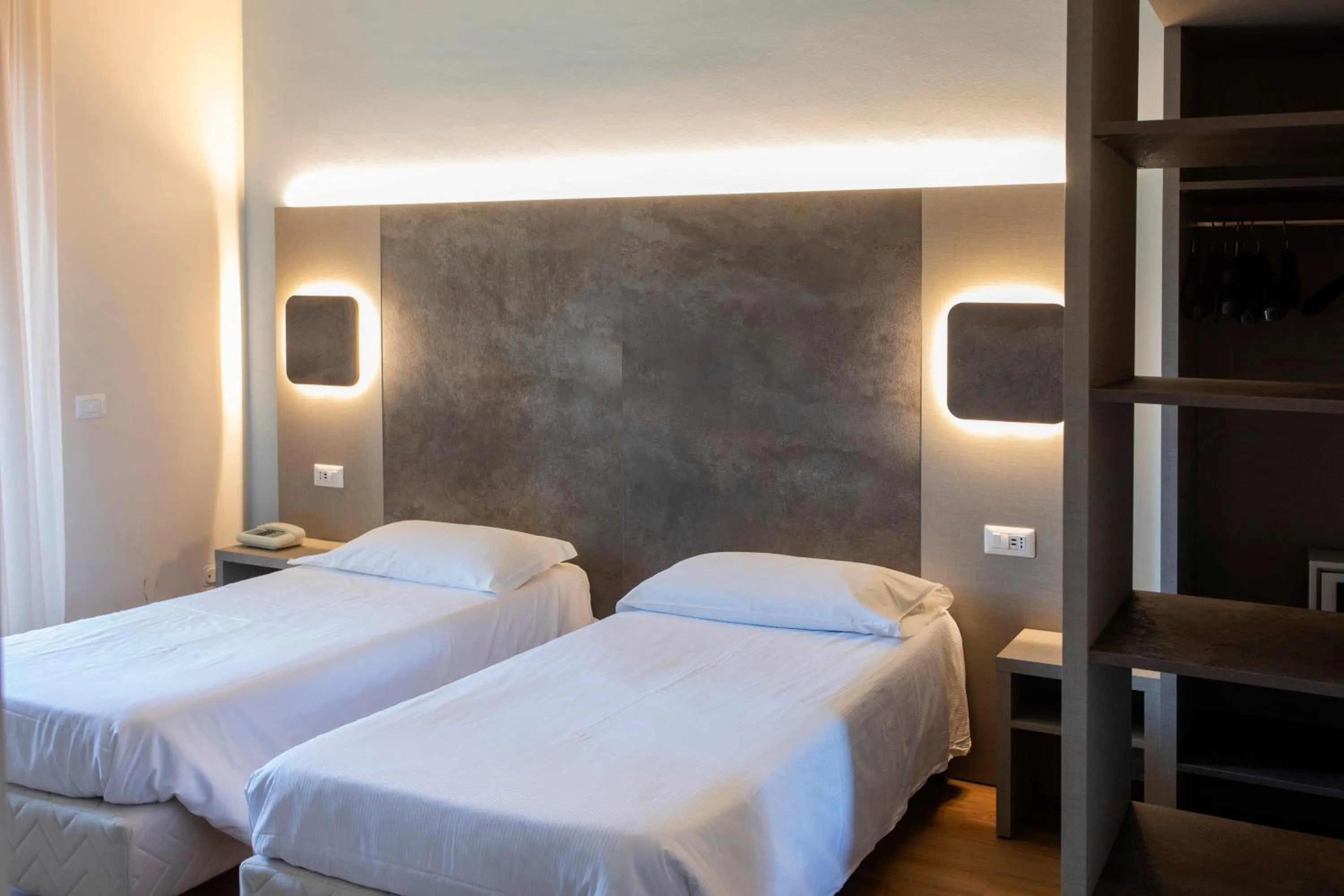 Bed in Hotel Meeting