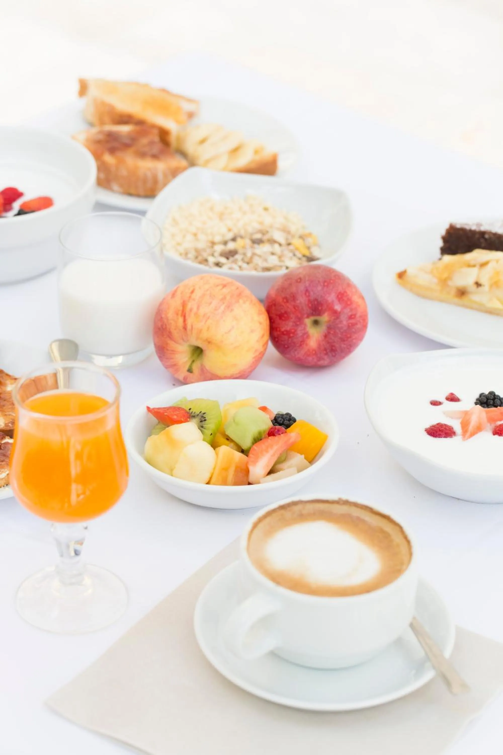 Breakfast in Hotel Meeting