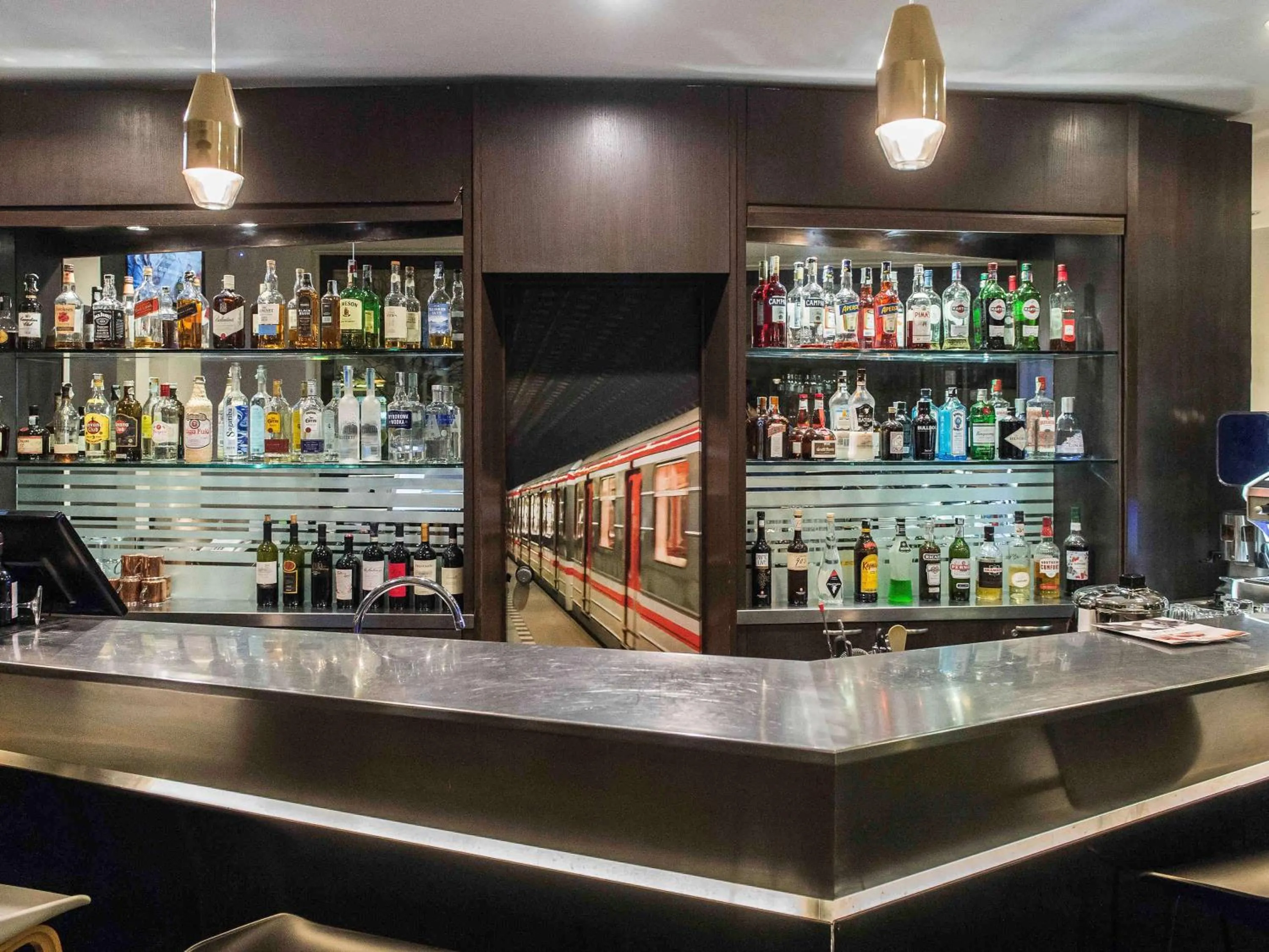 Lounge or bar in Mercure Roma Piazza Bologna