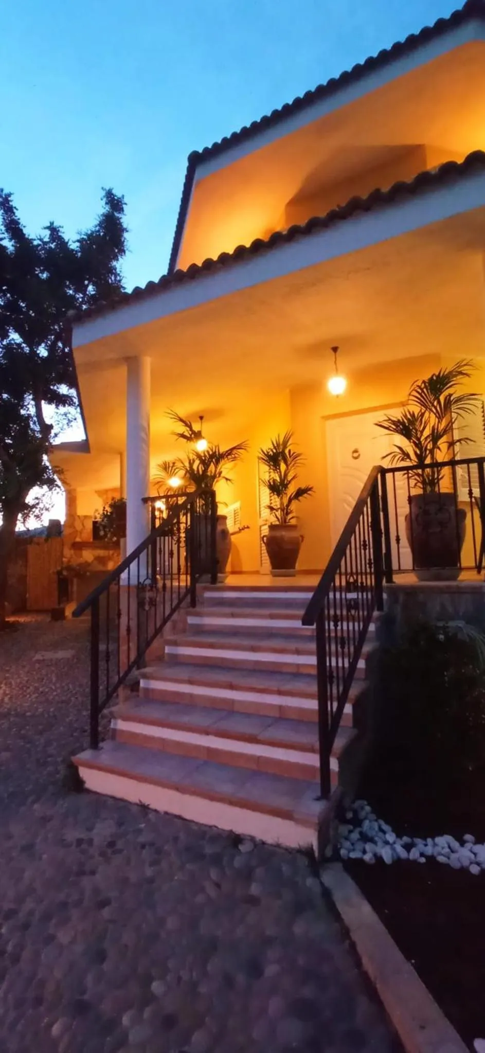 Property building in ALICE B&B