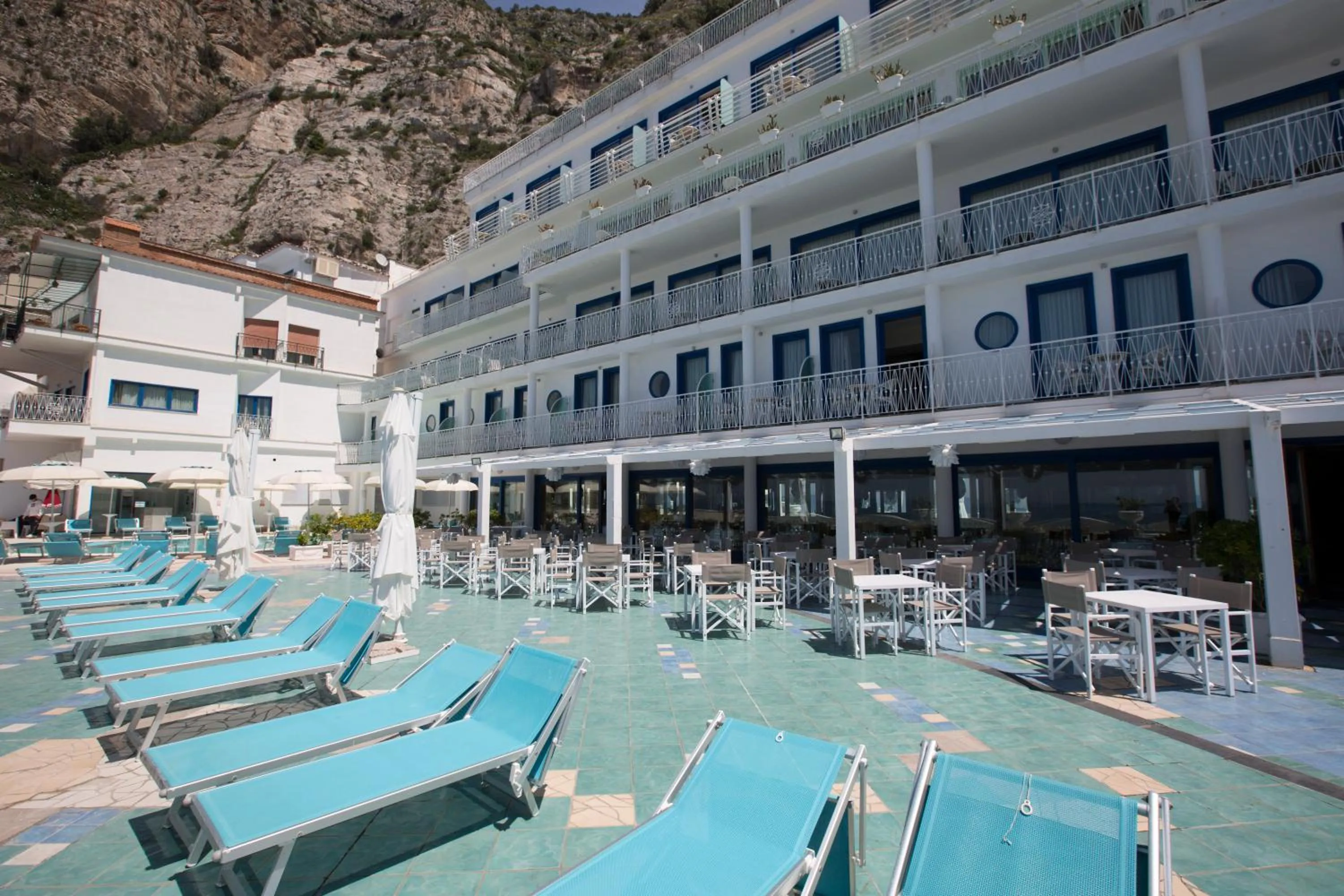 Property building in Mar Hotel Alimuri