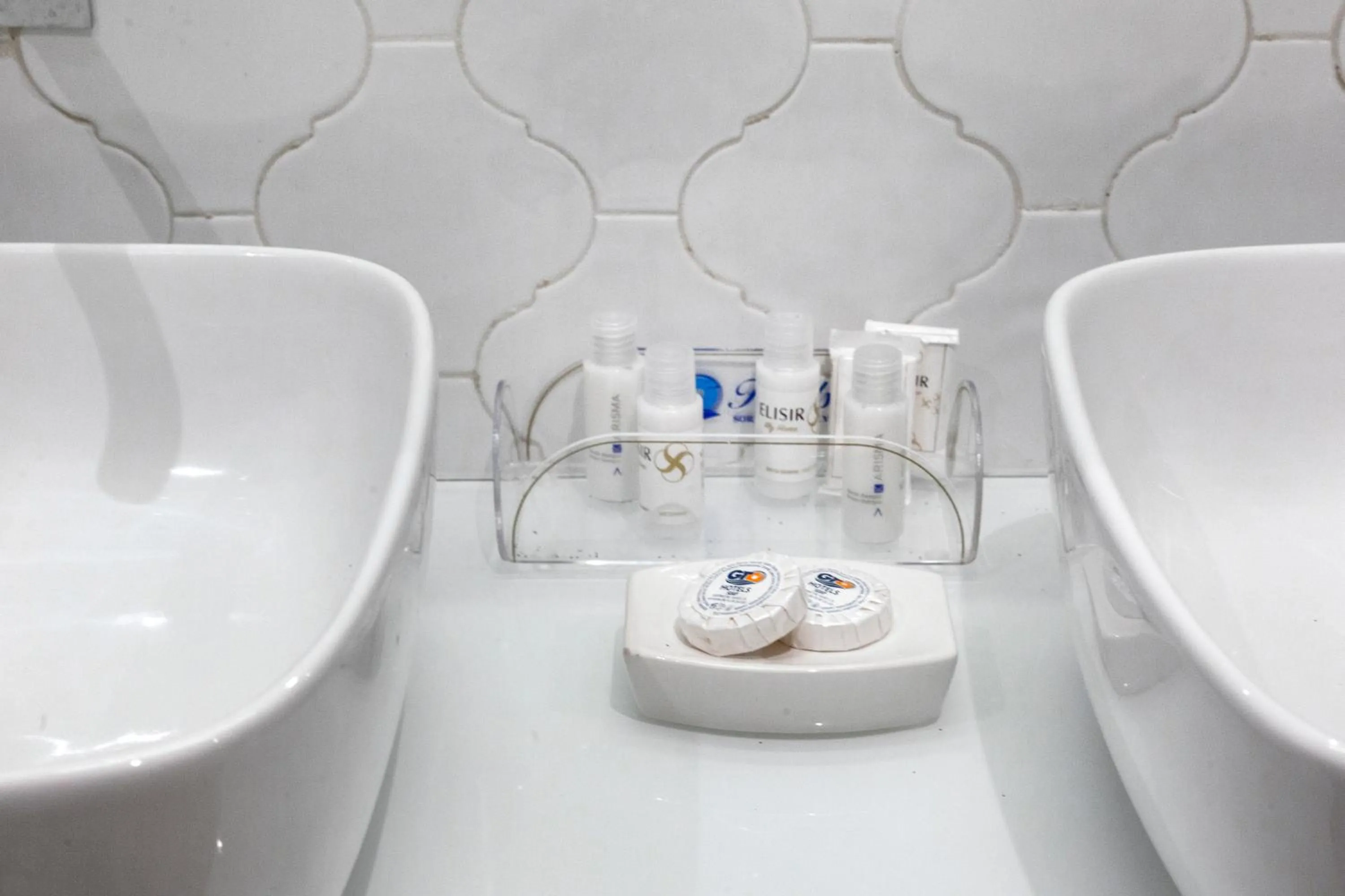 Bathroom in Mar Hotel Alimuri