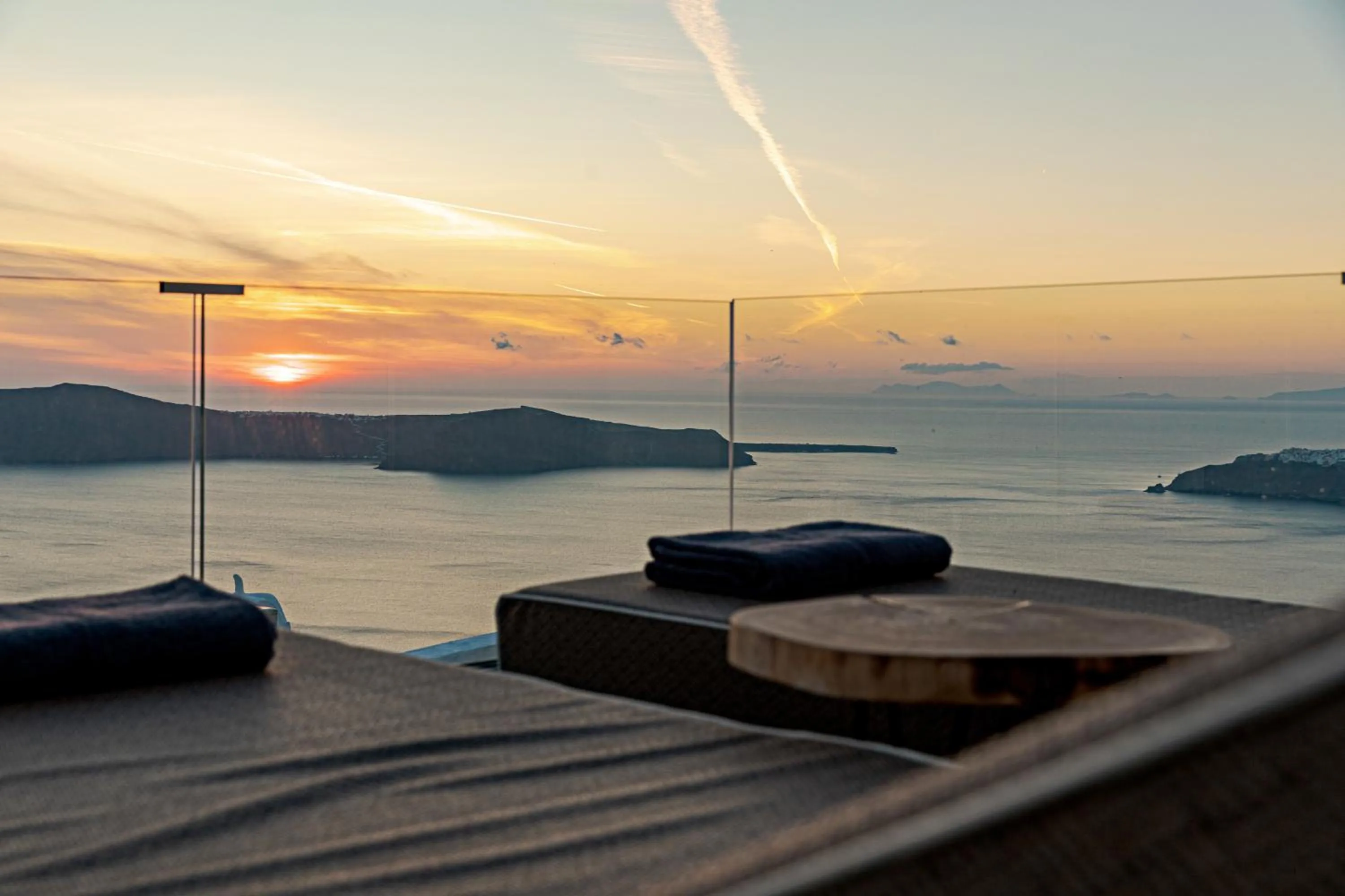 Sunset in Kaleidoscope Imerovigli Suites