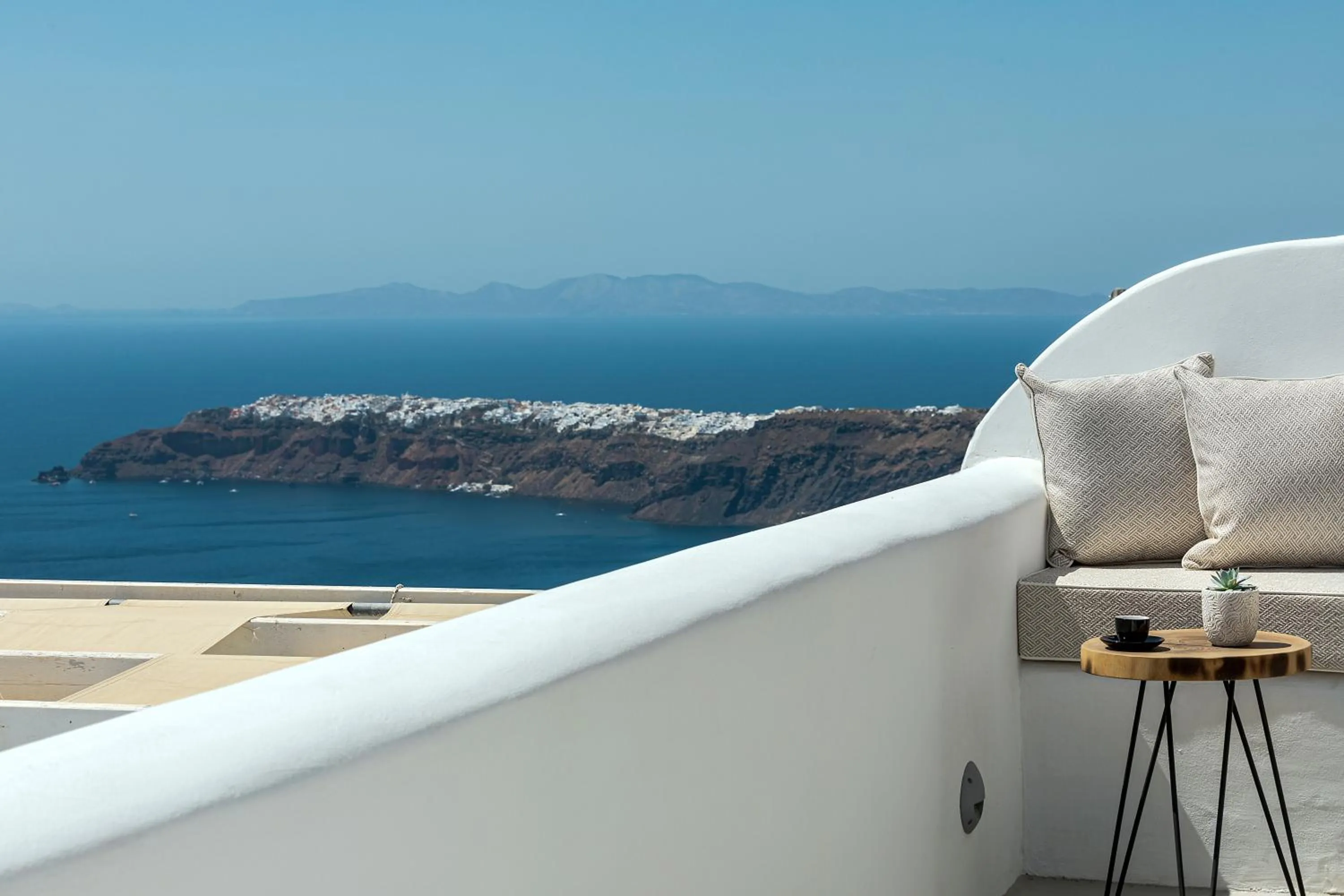 Balcony/Terrace in Kaleidoscope Imerovigli Suites