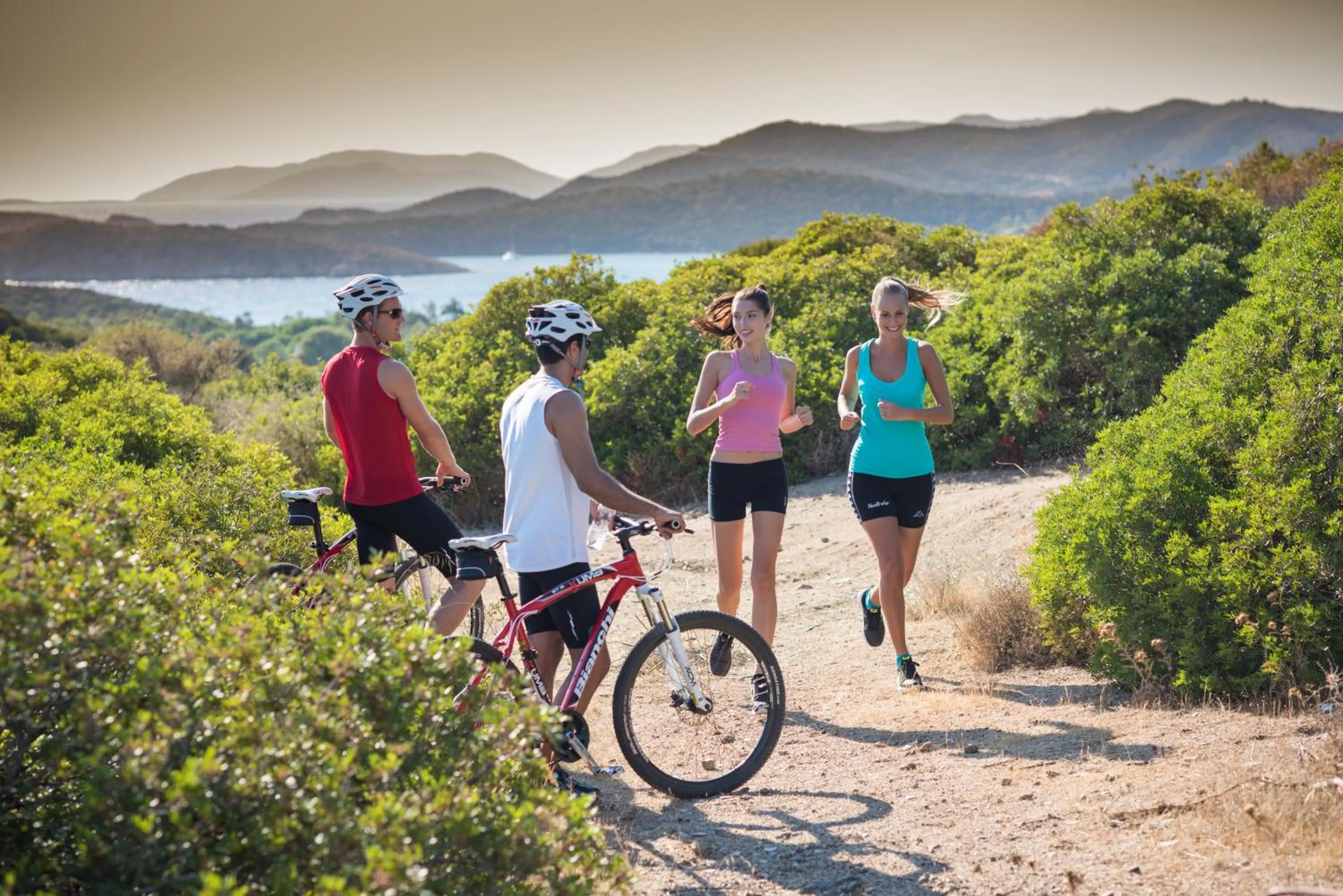 Hiking in Chia Laguna - Hotel Village
