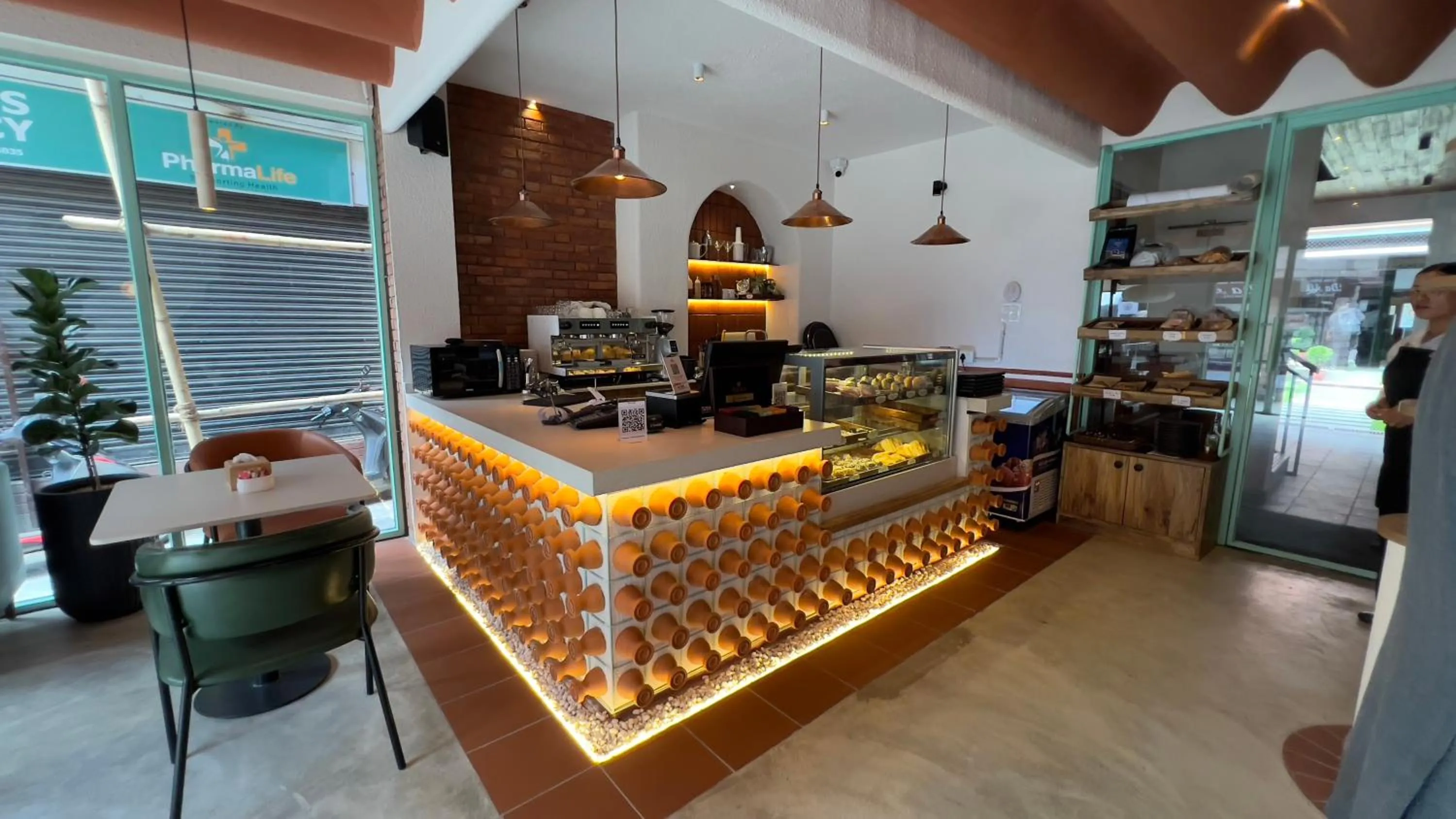 Coffee/tea facilities in Hotel Kailash Kutee