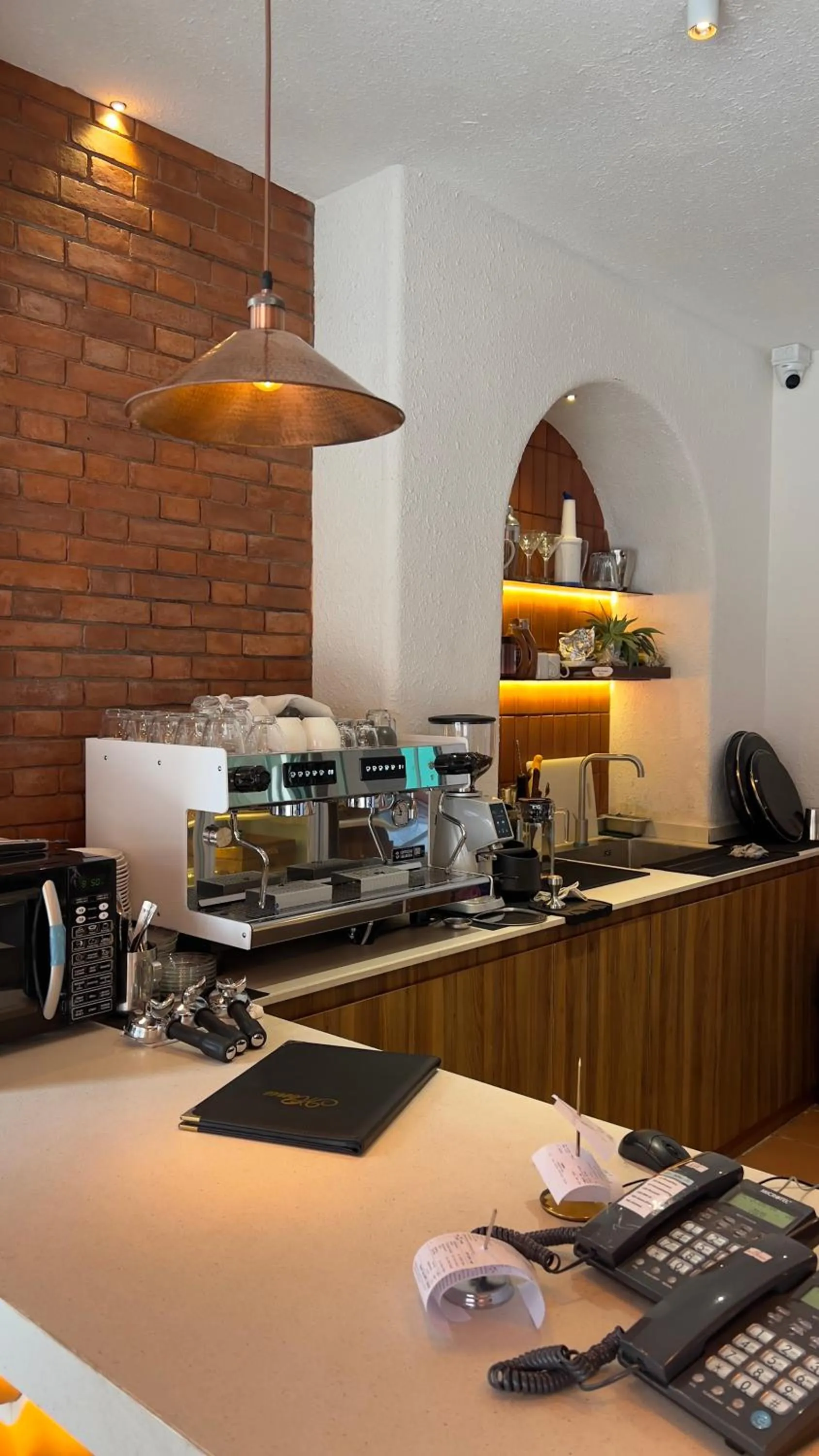 Coffee/tea facilities in Hotel Kailash Kutee