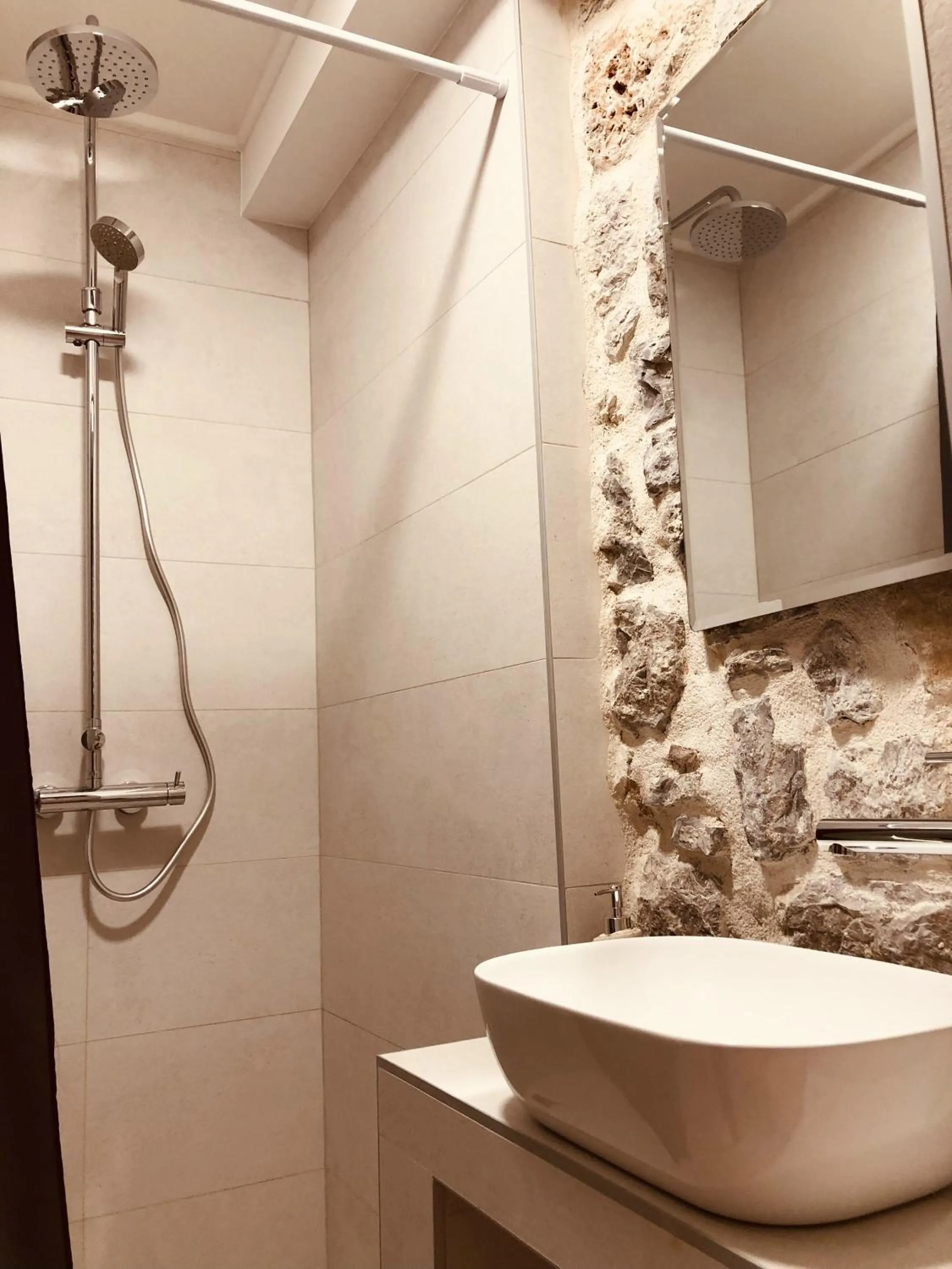 Bathroom in Guesthouse Giraffe