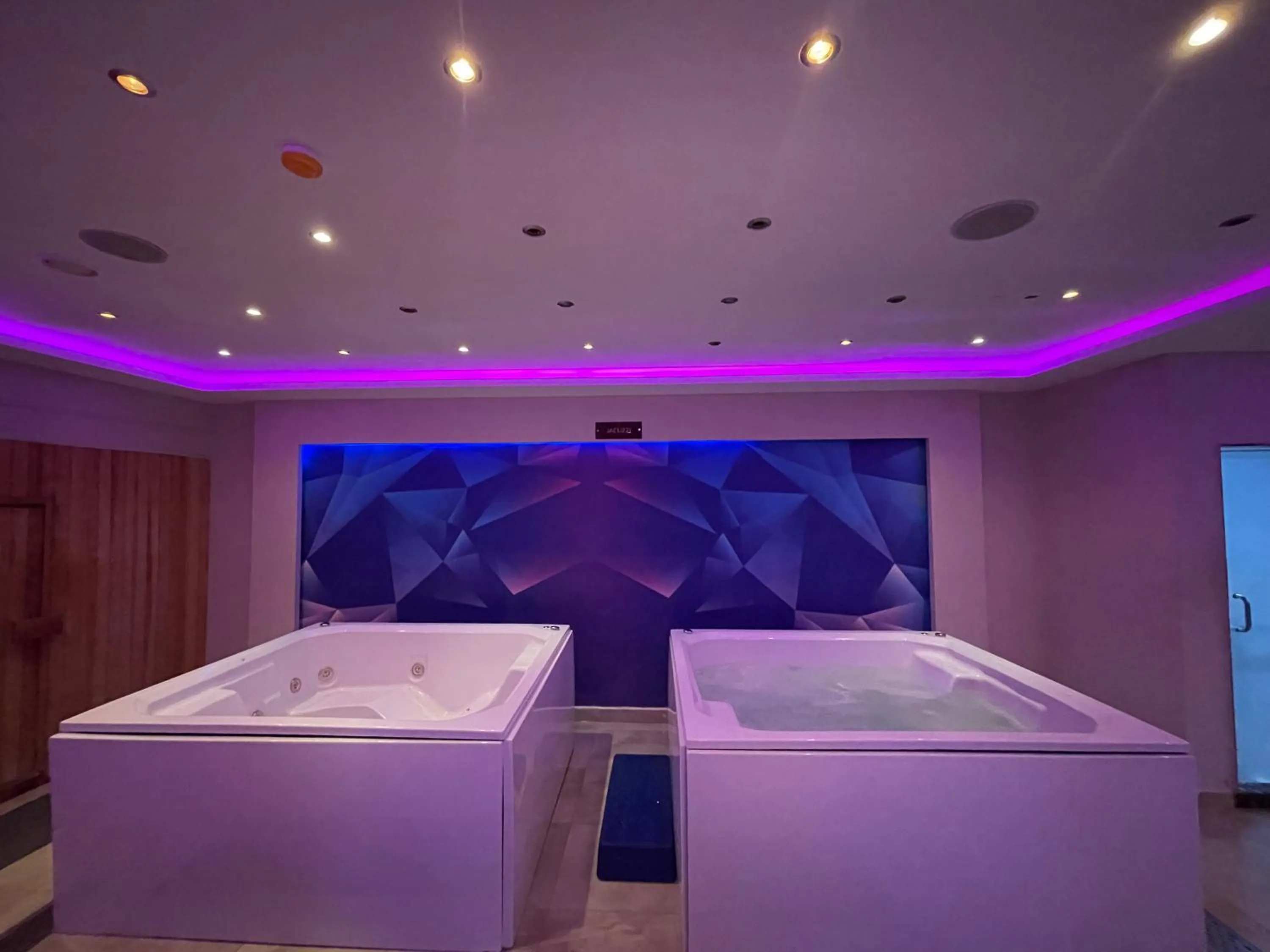 Hot Tub in Dream Lagoon Resort & Aqua Park