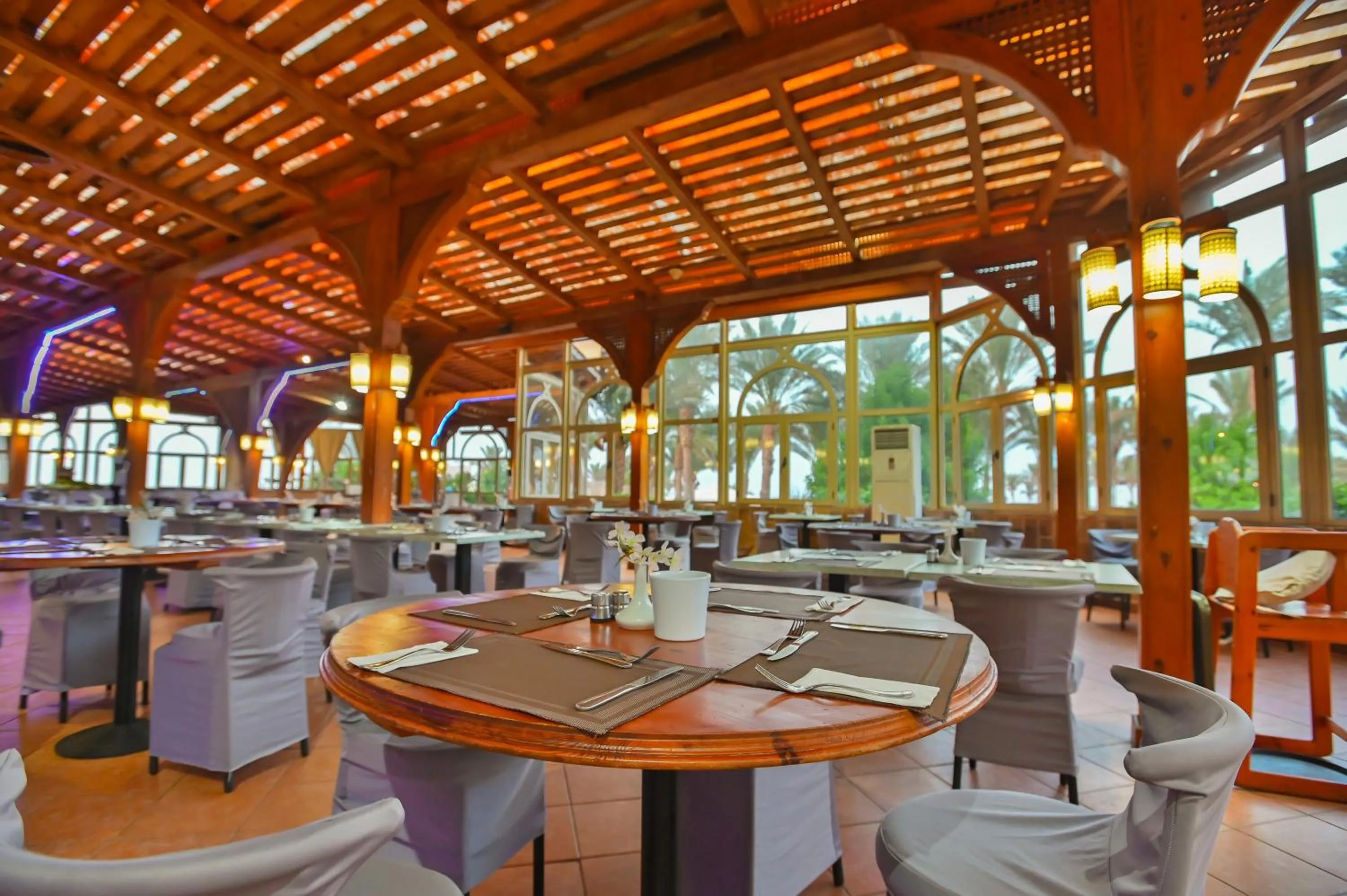 Restaurant/places to eat in Dream Lagoon Resort & Aqua Park