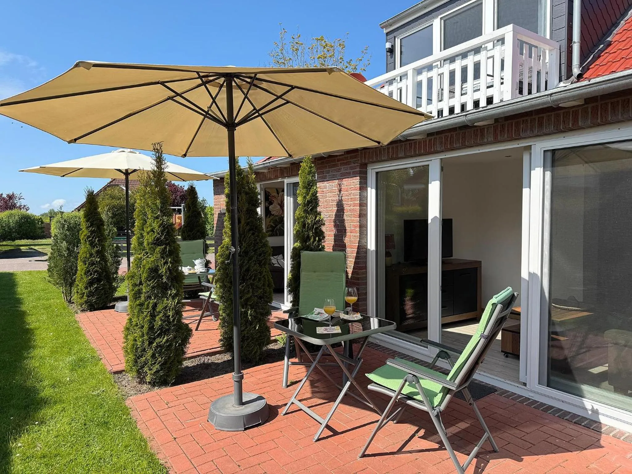 Balcony/Terrace in Marions Apartments Greetsiel