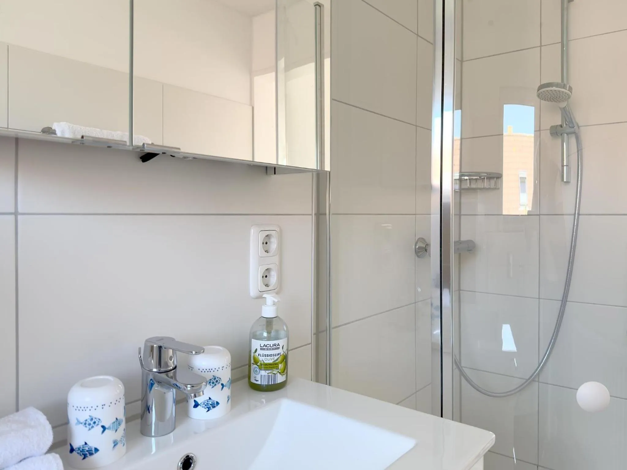 Shower in Marions Apartments Greetsiel