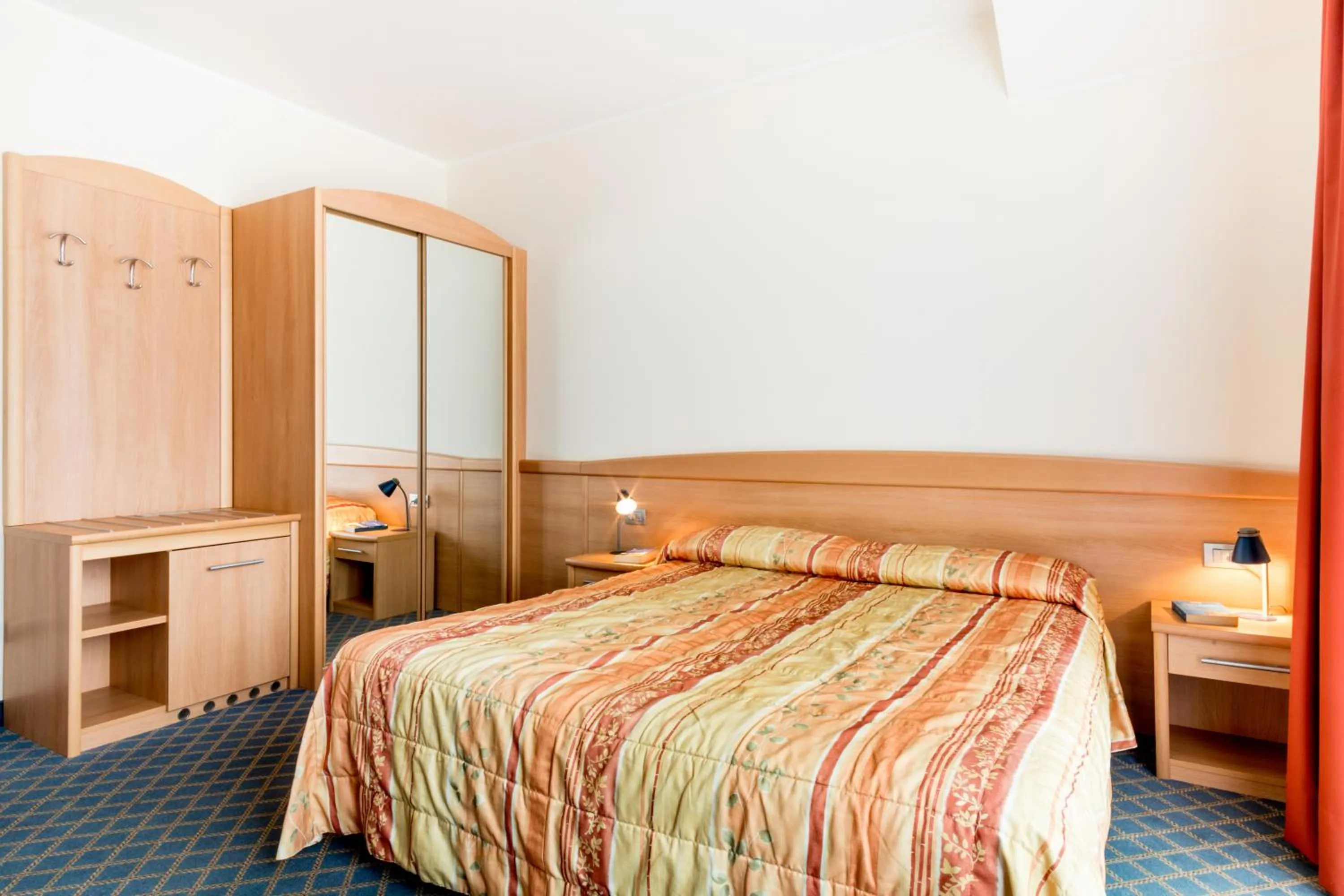 Photo of the whole room in Hotel San Vito