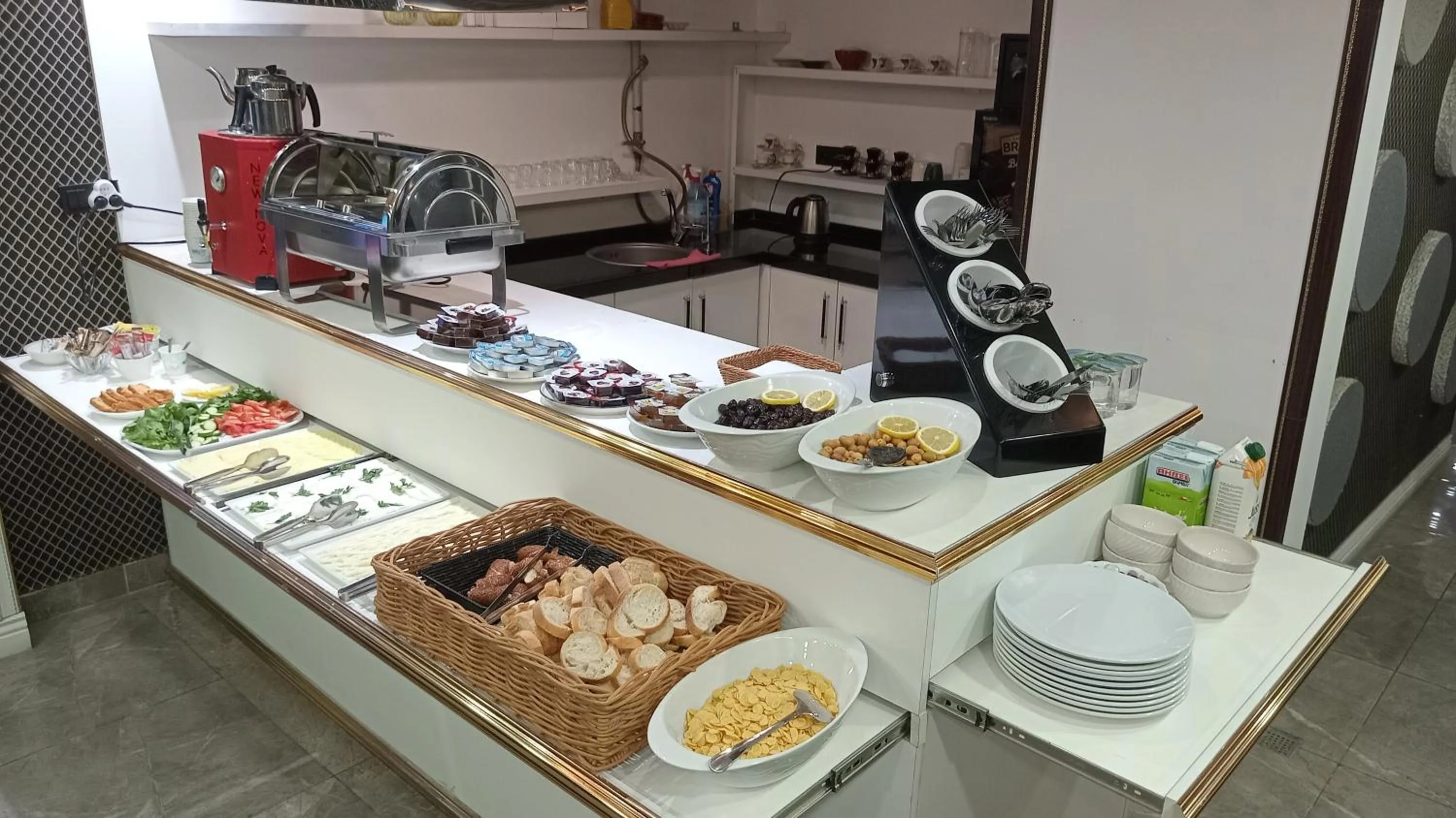 Breakfast in Nişantaşı Diamond Hotel