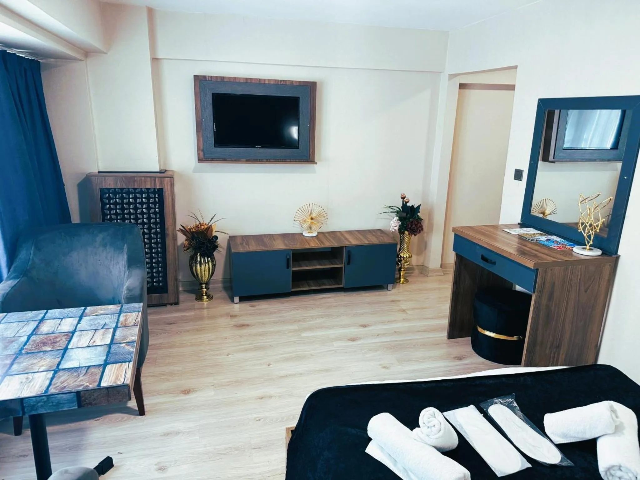 TV and multimedia in Nişantaşı Diamond Hotel