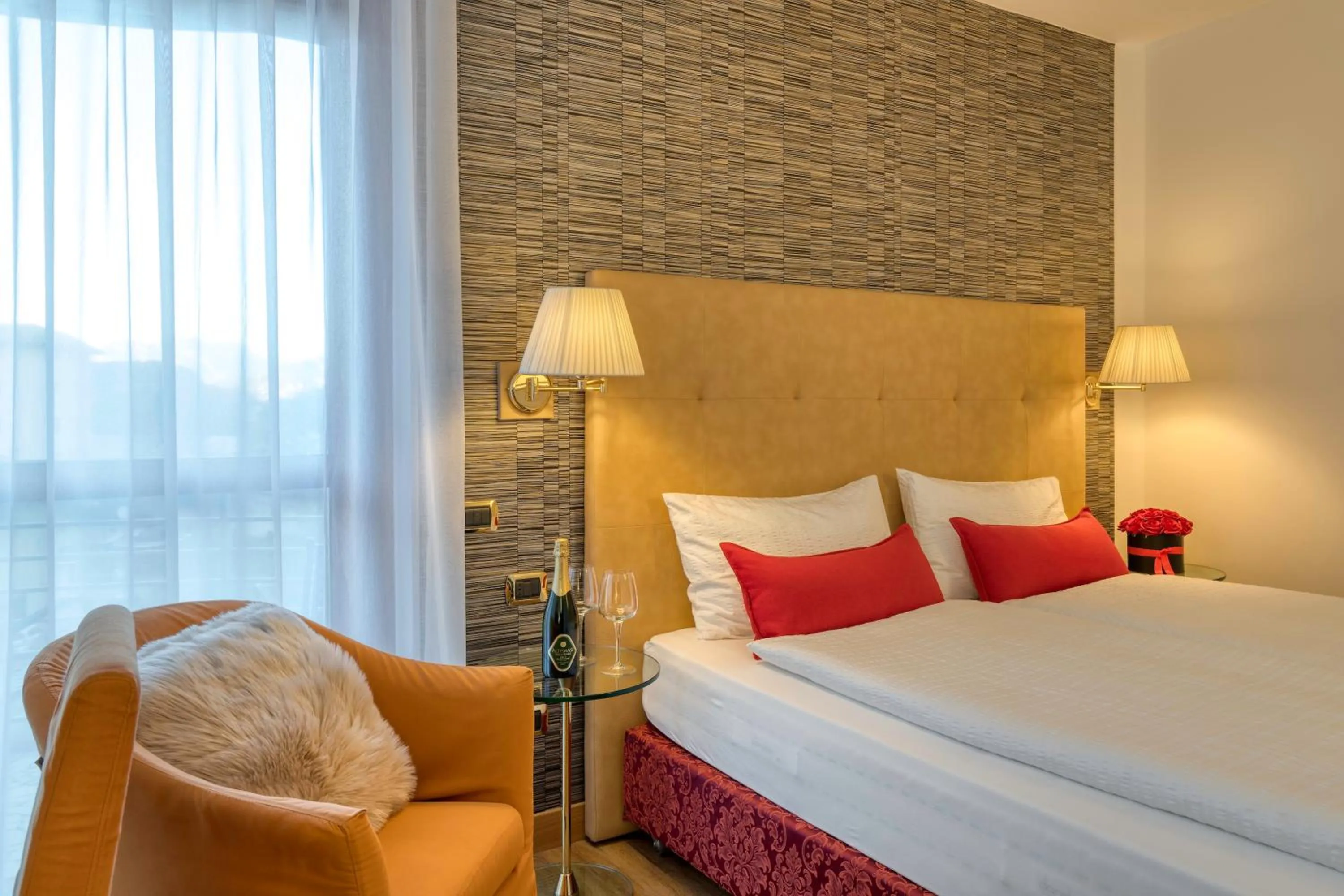 Bedroom, Bed in Hotel Sporting Trento