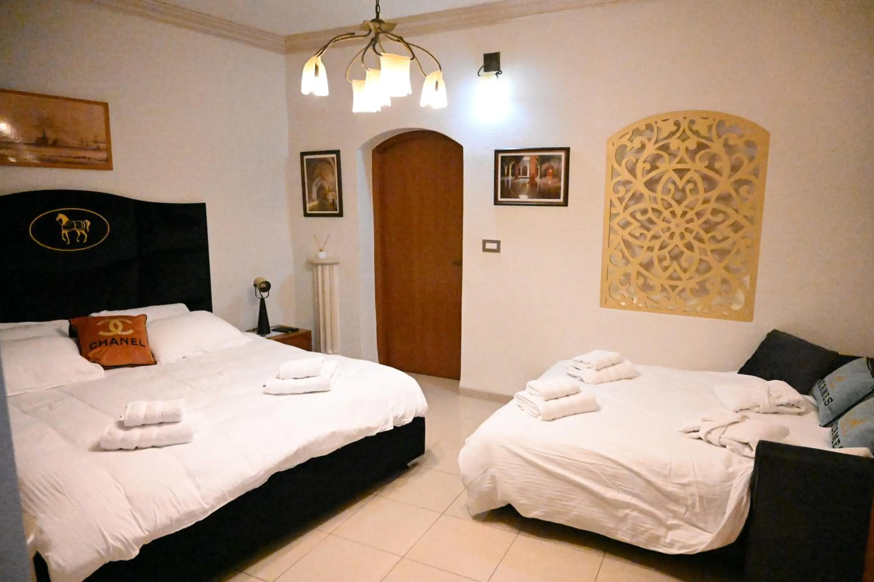 Photo of the whole room, Bed in The German House