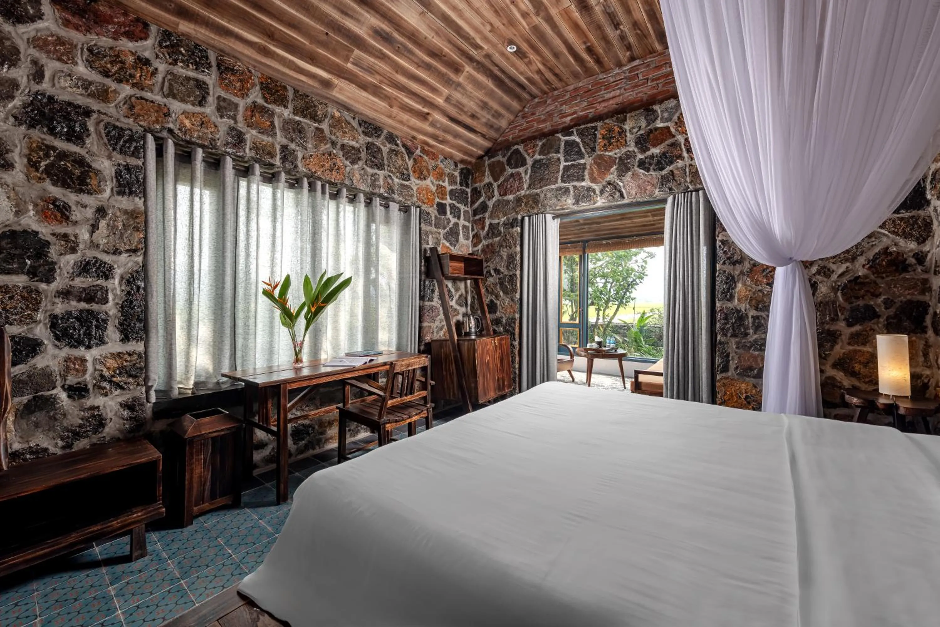 Photo of the whole room, Bed in ChezCao Rice Field Ecolodge Ninh Binh