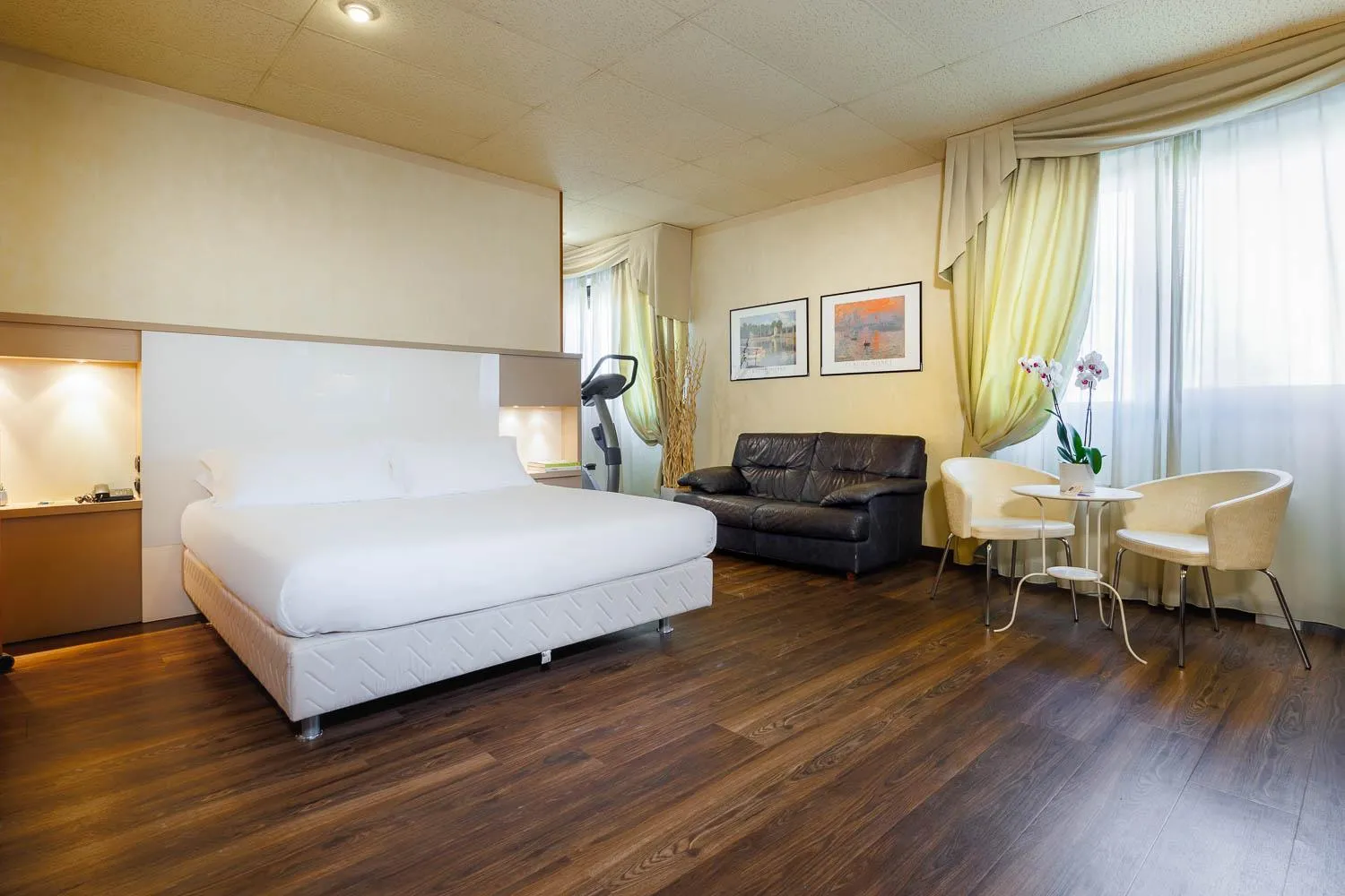 Bedroom, Bed in JR Hotels Bologna Amadeus