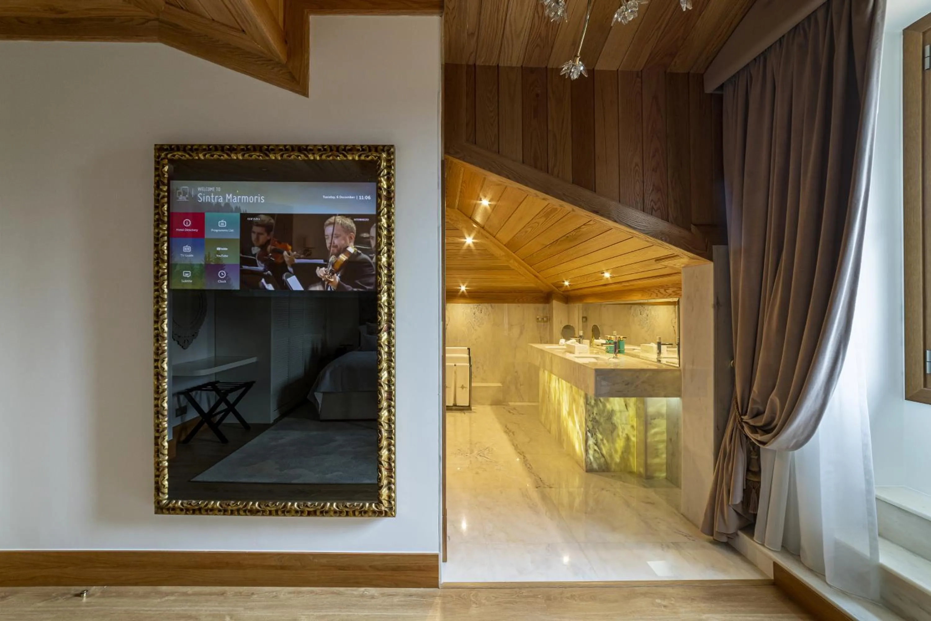 TV and multimedia in Sintra Marmòris Camélia