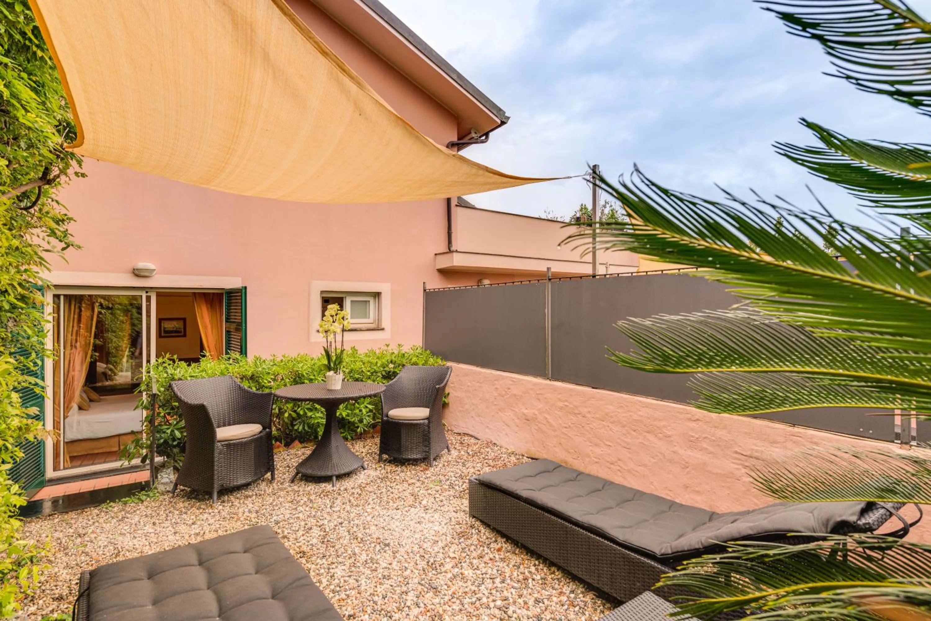 Patio in Hotel Vis à Vis