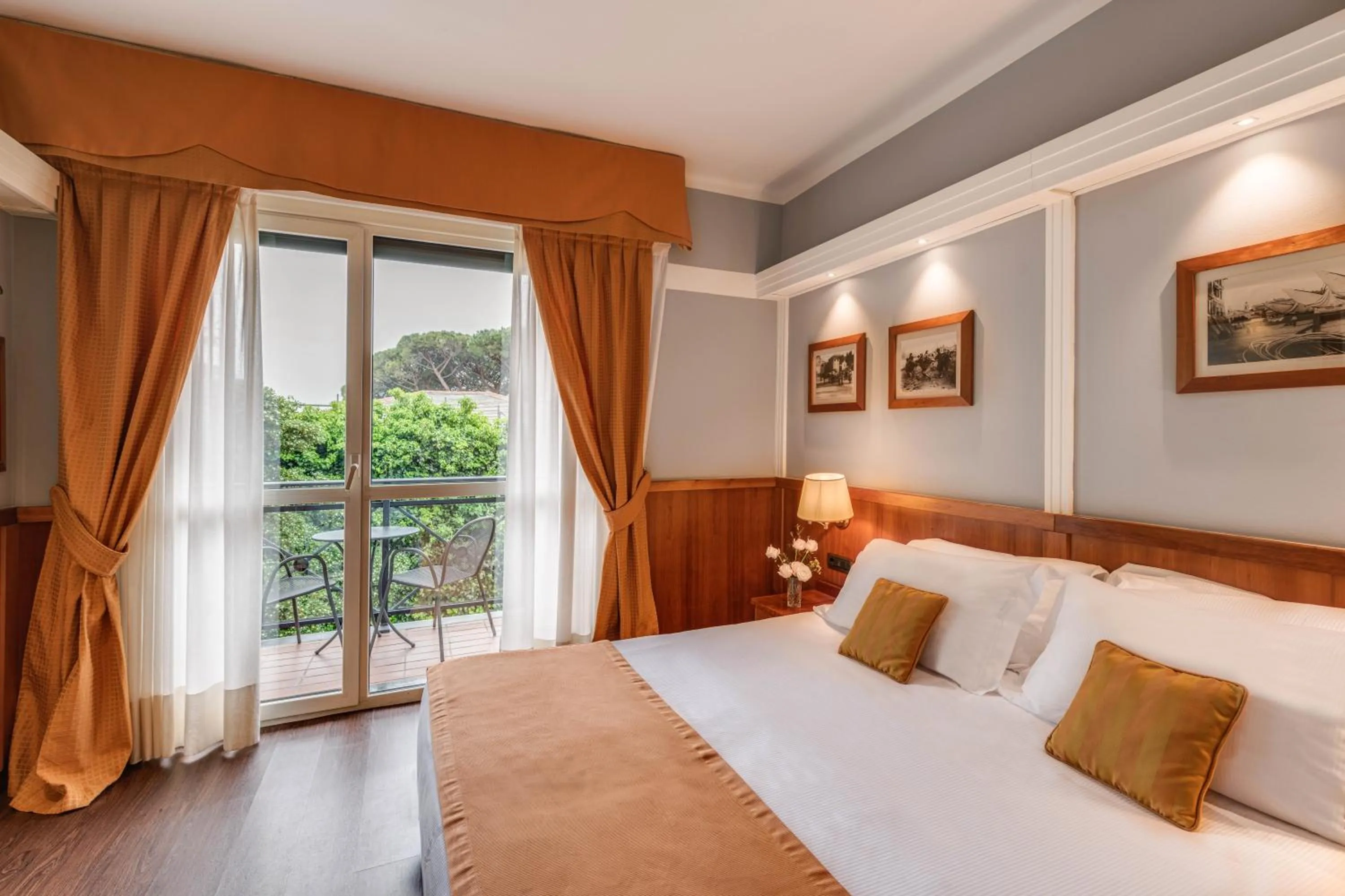 Bedroom, Bed in Hotel Vis à Vis