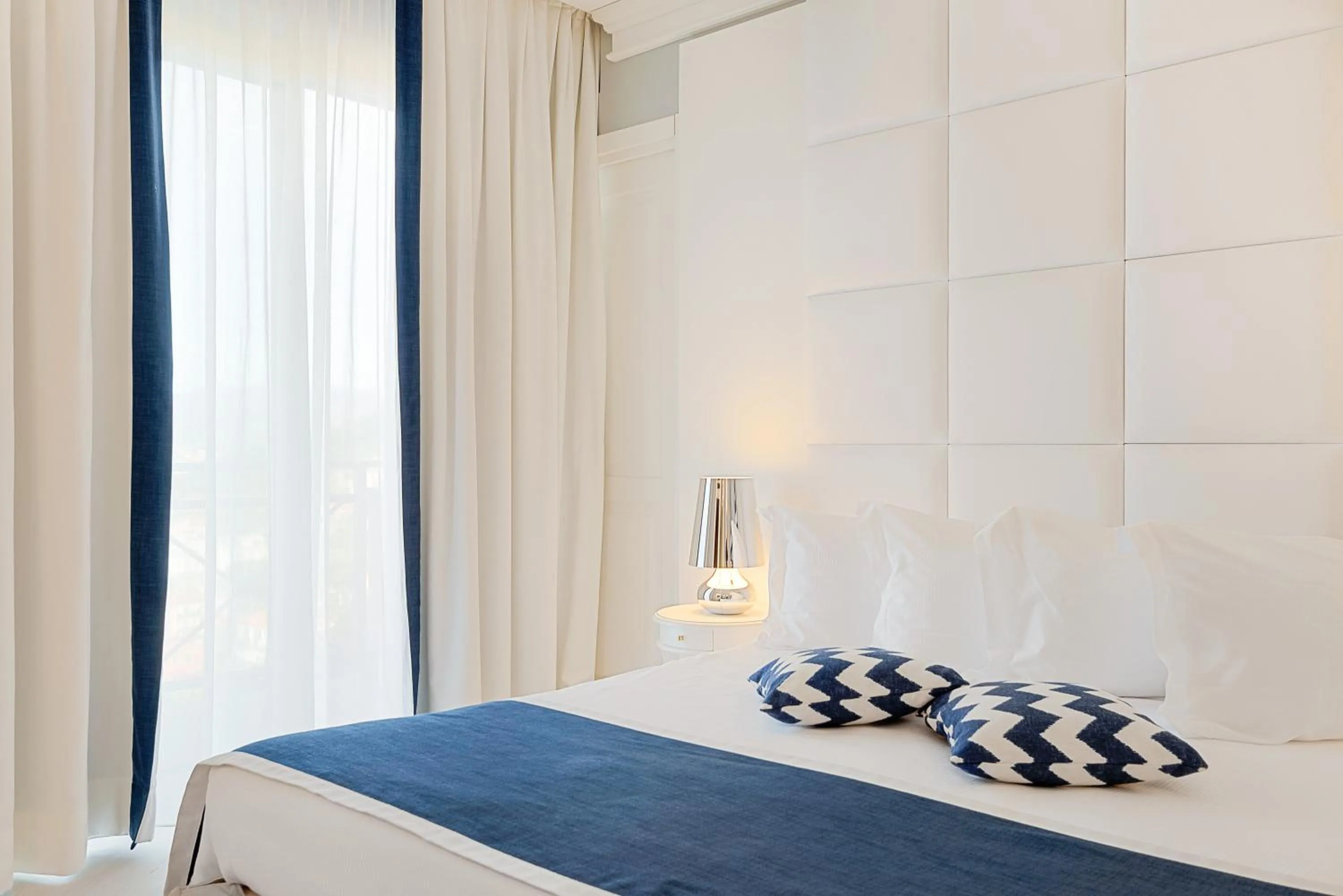 Bed in Hotel Vis à Vis