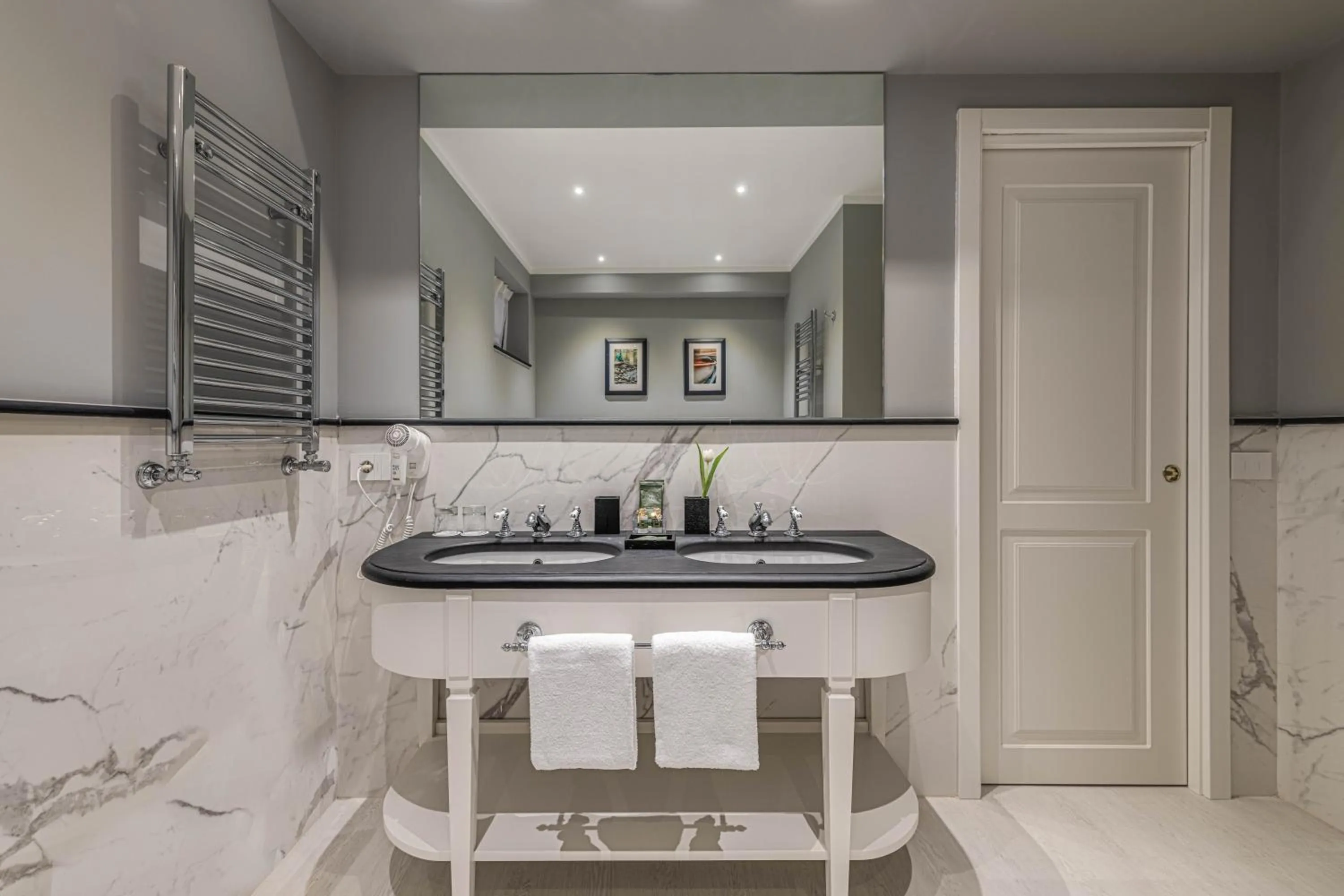 Bathroom in Hotel Vis à Vis