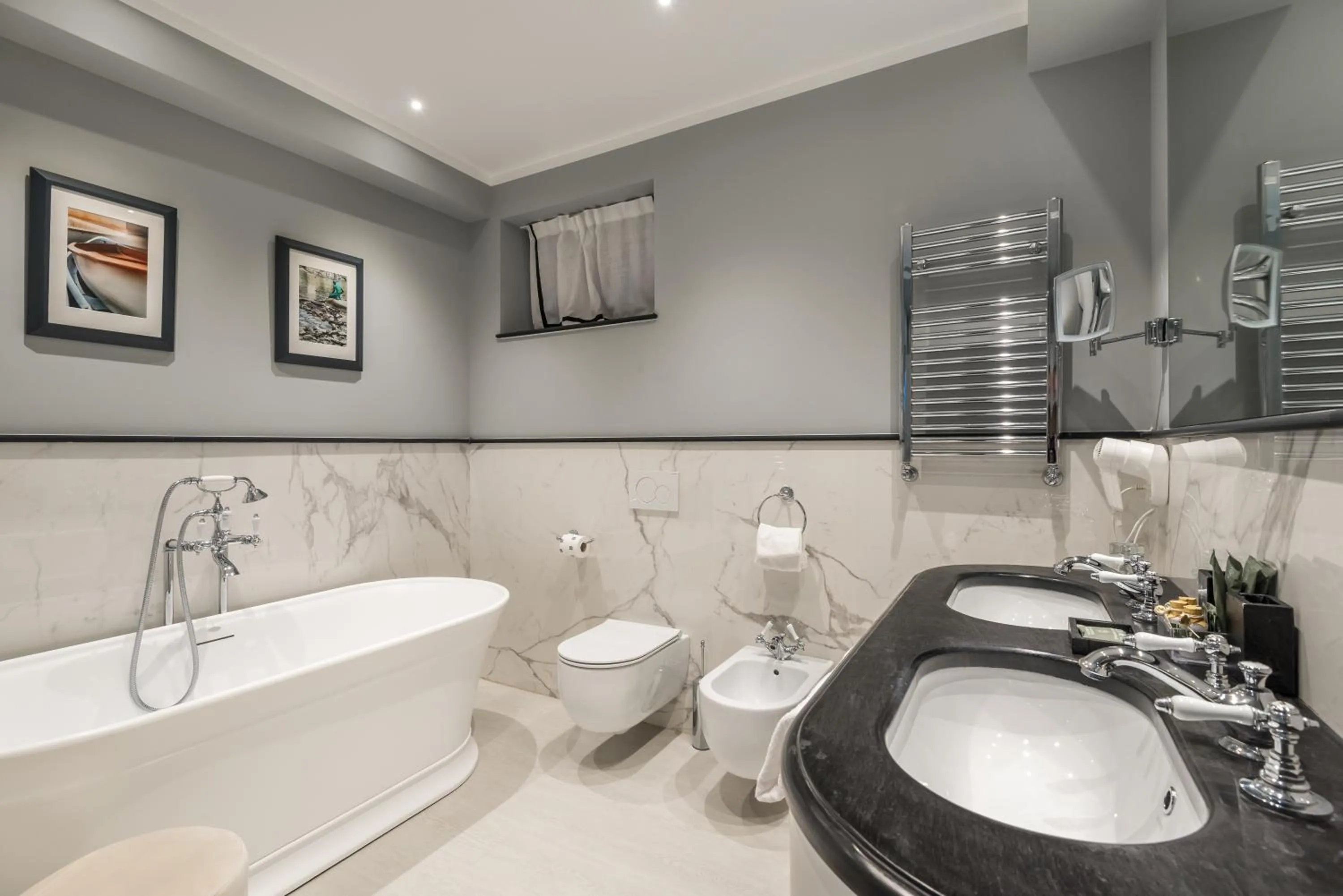 Bathroom in Hotel Vis à Vis