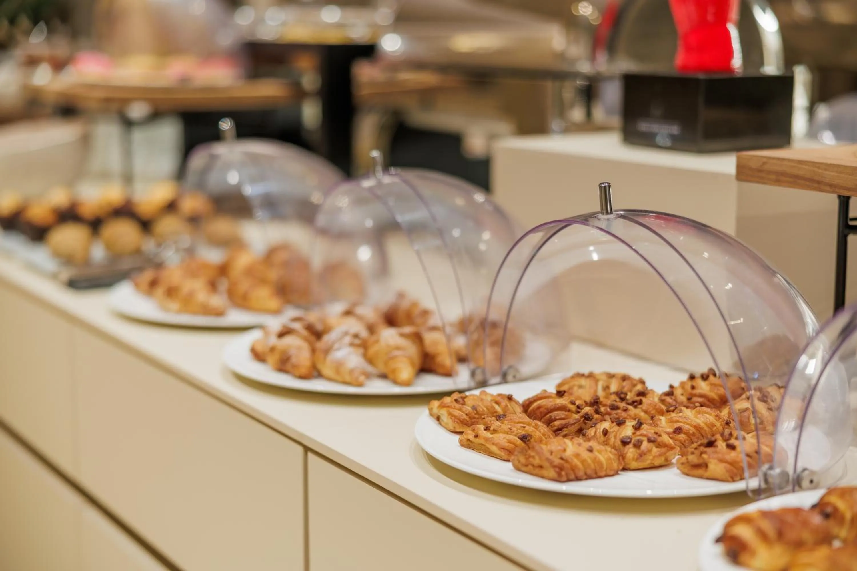 Breakfast in Villa Rosa Hotel Desenzano