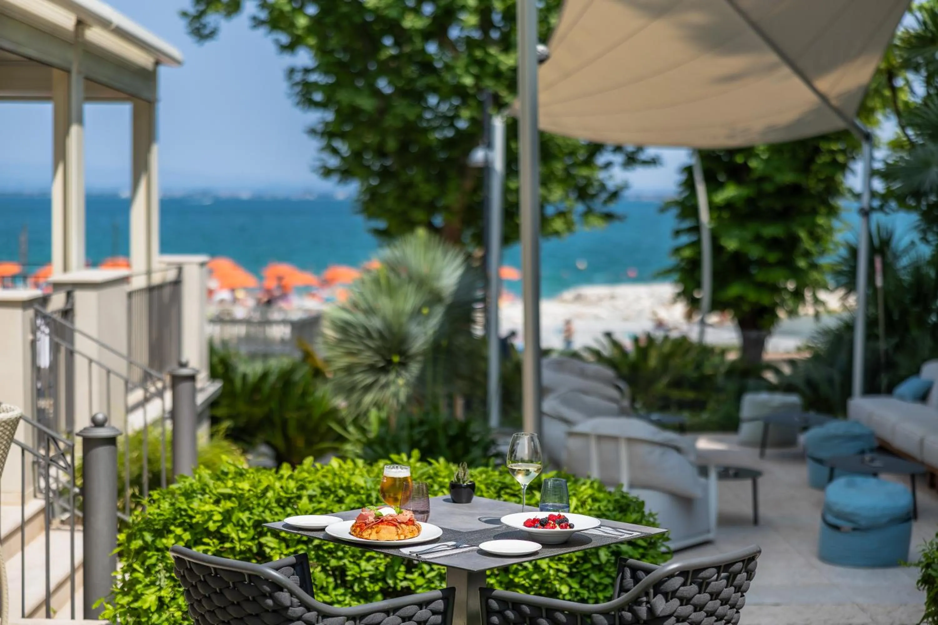 Restaurant/places to eat in Villa Rosa Hotel Desenzano