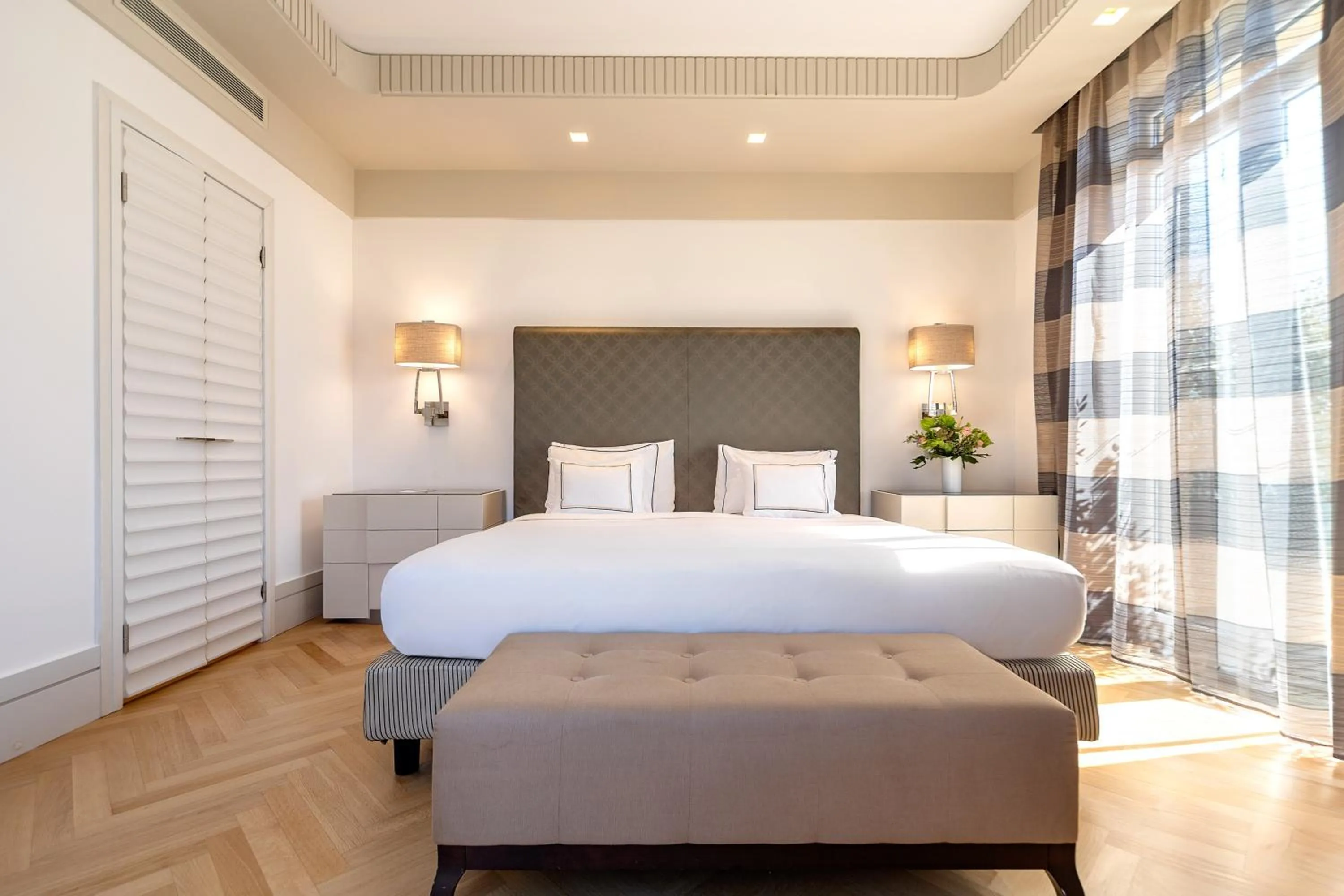 Bed in Meliá Genova