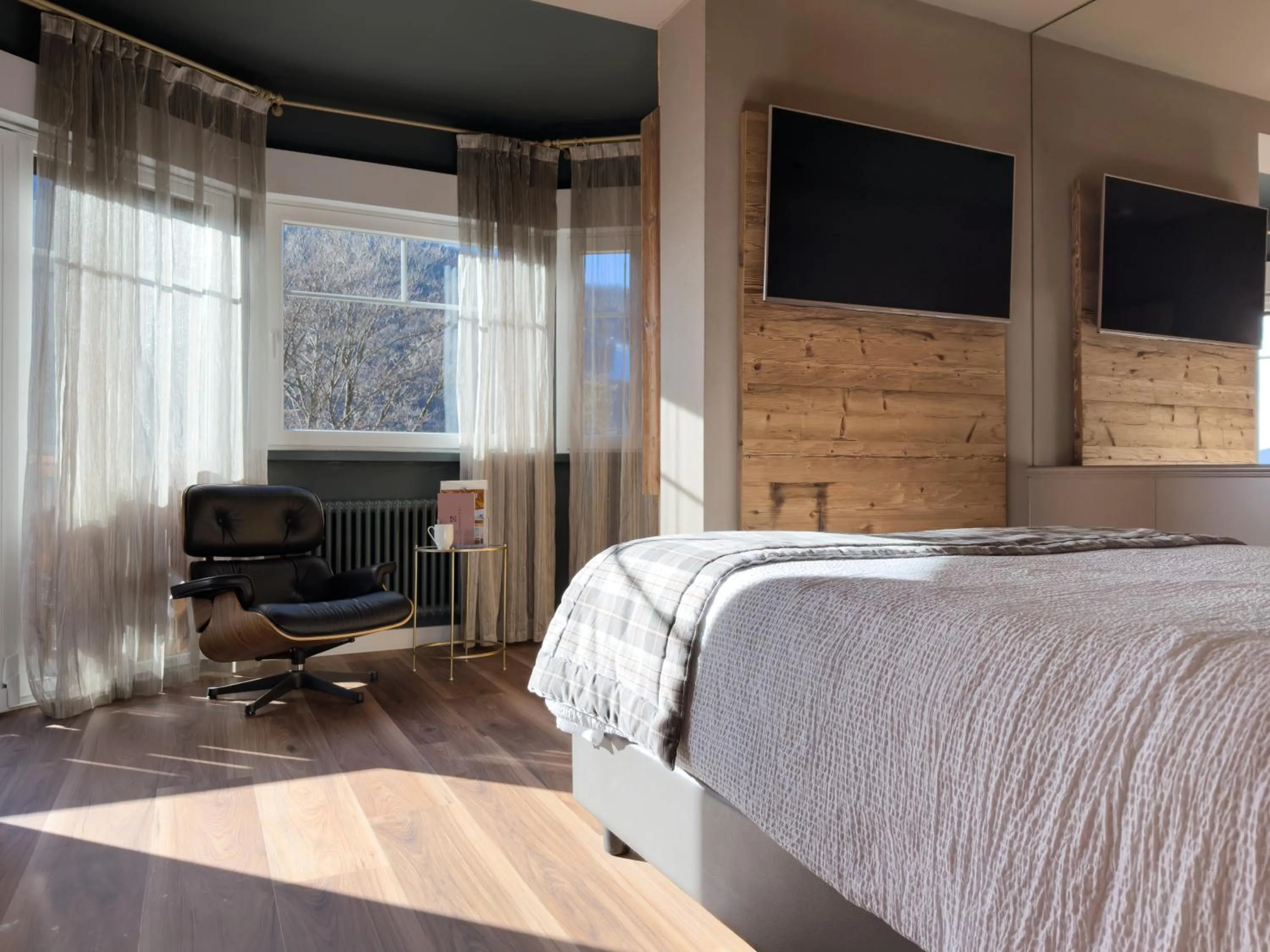 Photo of the whole room, Bed in Alp & Wellness Sport Hotel Panorama