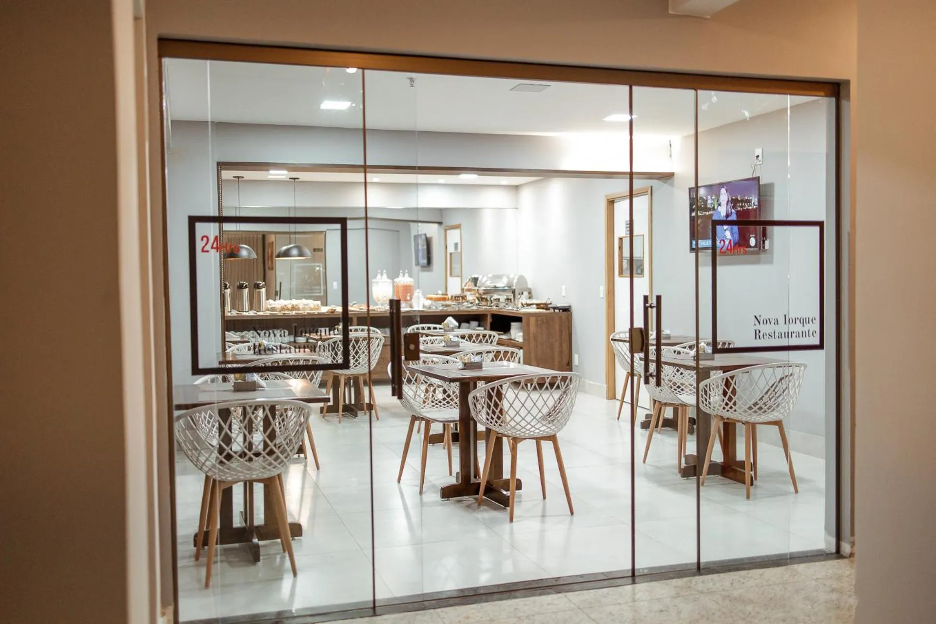 Restaurant/places to eat in Miami Hotel by H Hotéis - Business