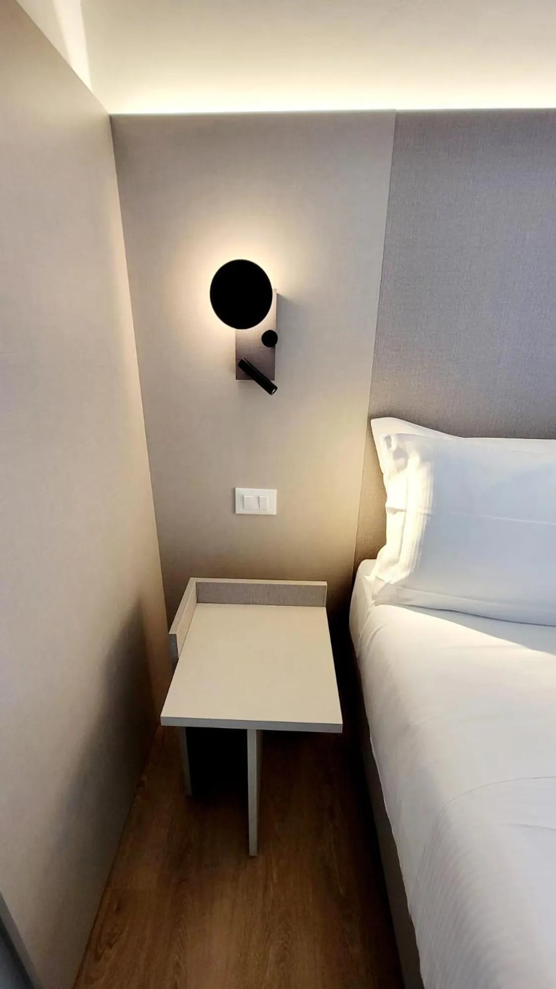 Bedroom, Bed in Hotel Aurora Duino