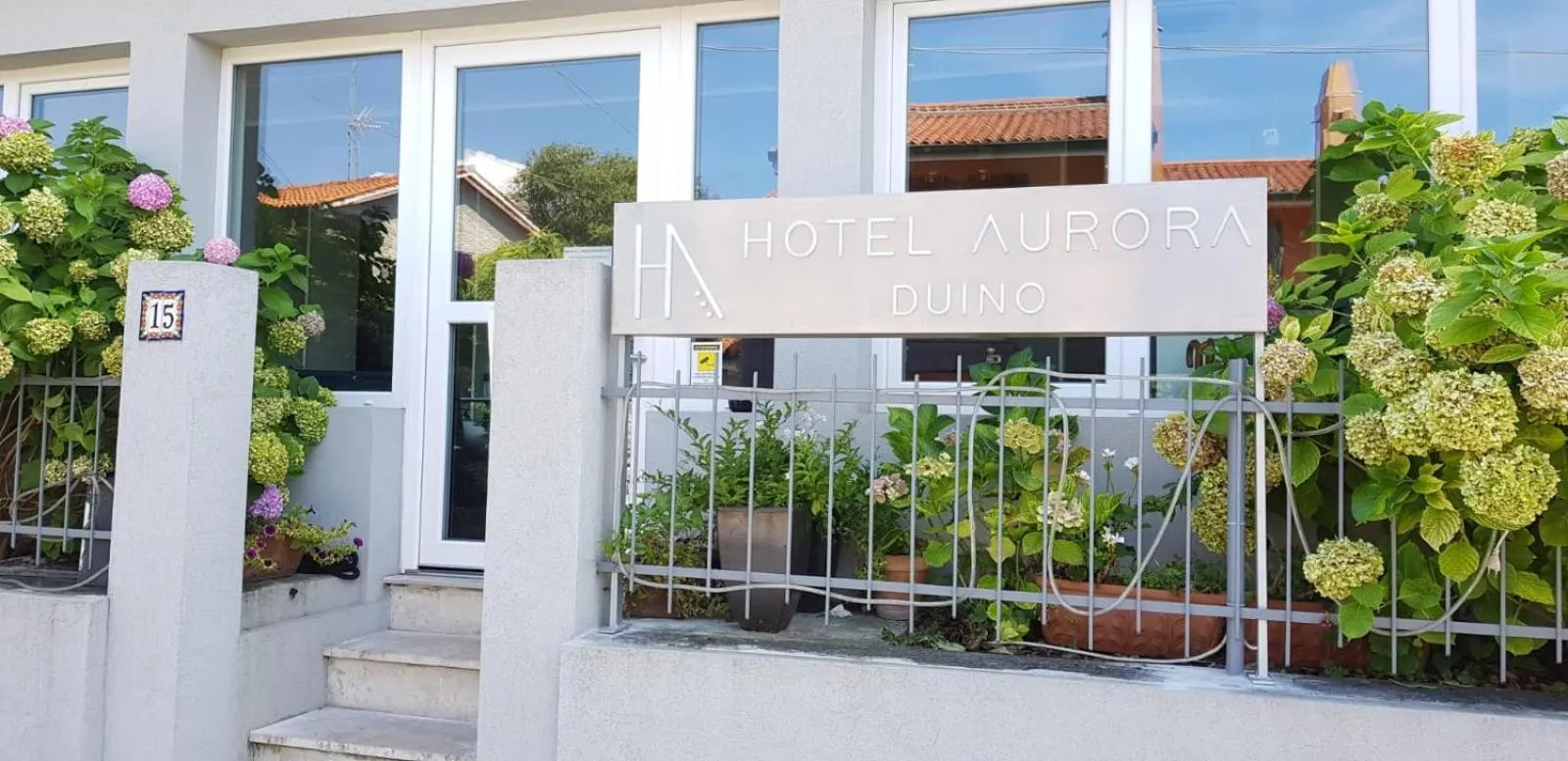Facade/entrance in Hotel Aurora Duino