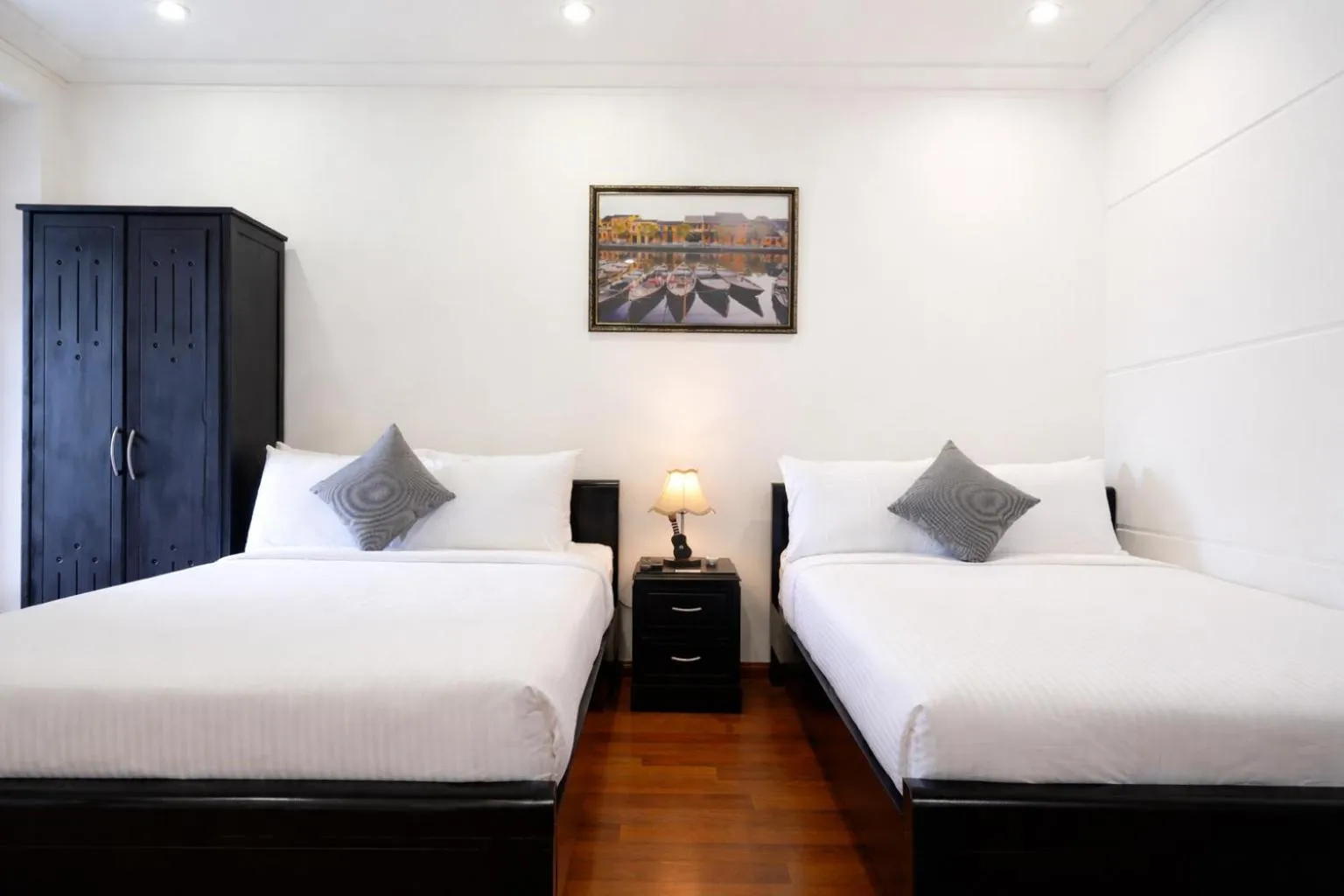 Bedroom, Bed in Dory Hotel