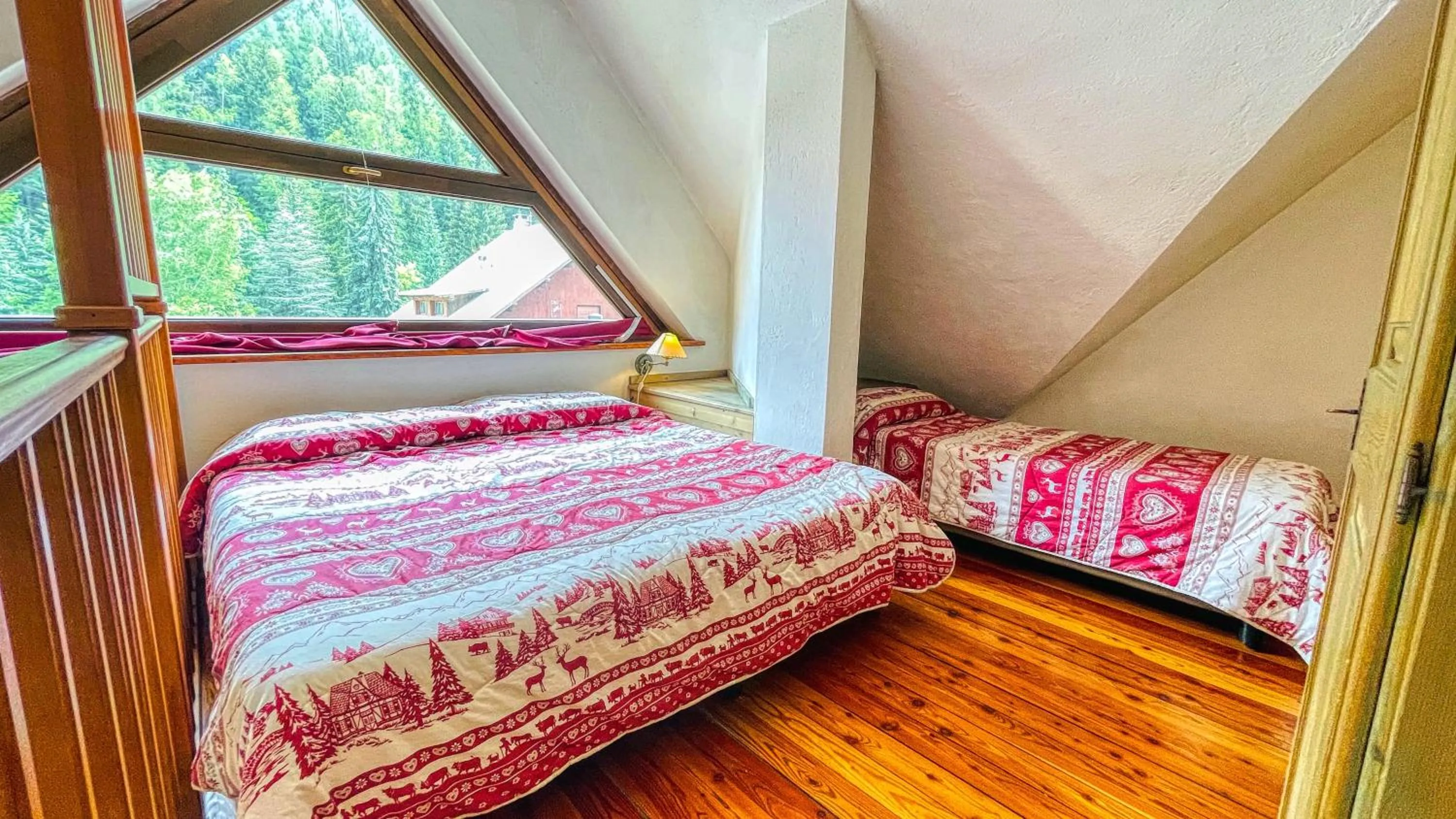 Bed in Residence Villa Frejus