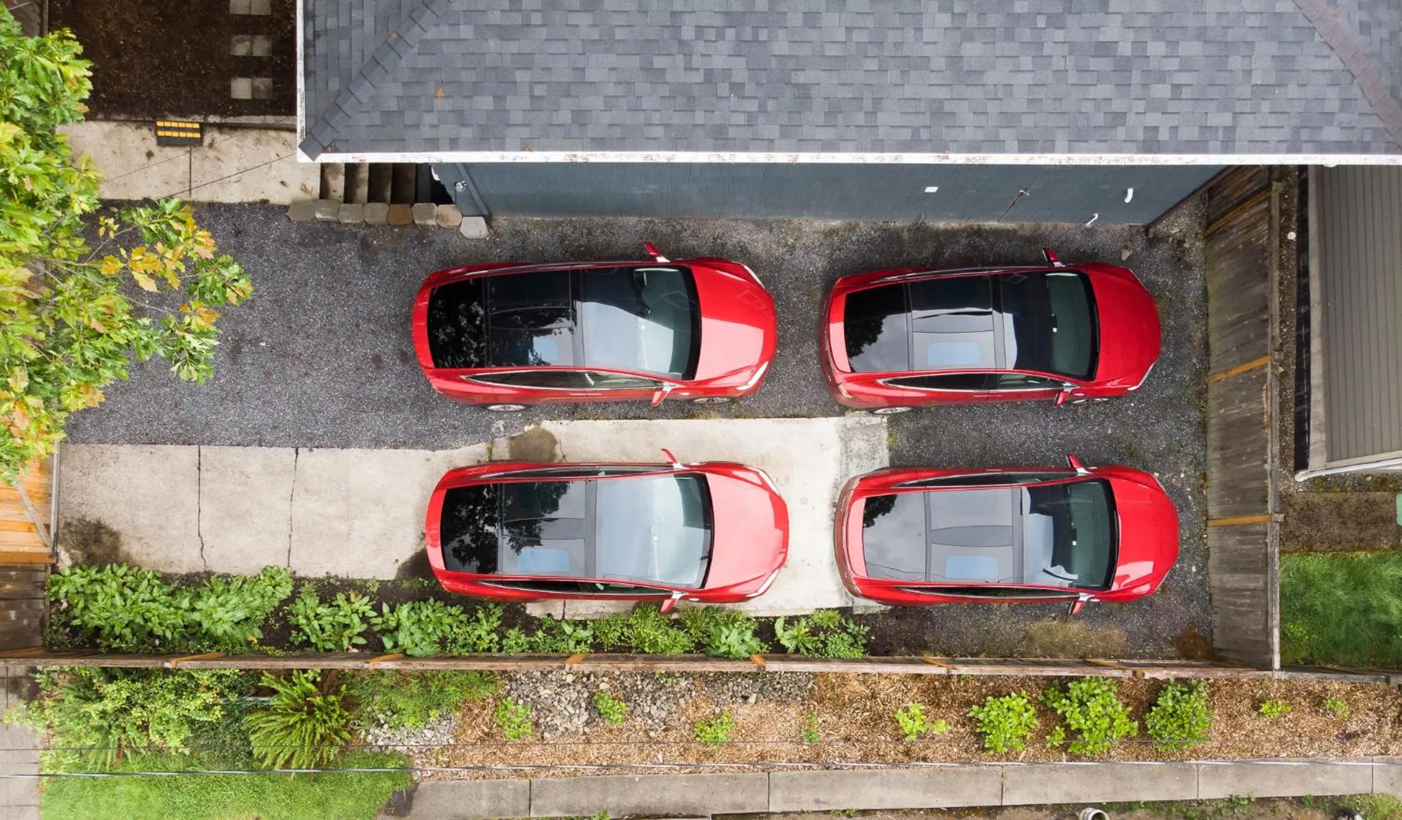 Parking in Upgraded Home with 5 BR 4 Bath 4 FREE gated parking space, Family,EV,RV friendly