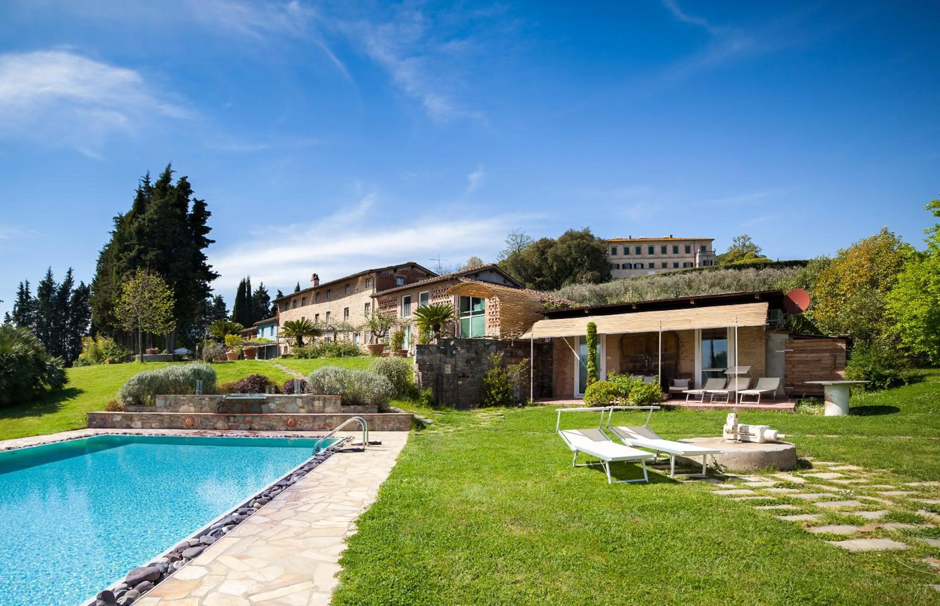Pool view in Relais Del Lago