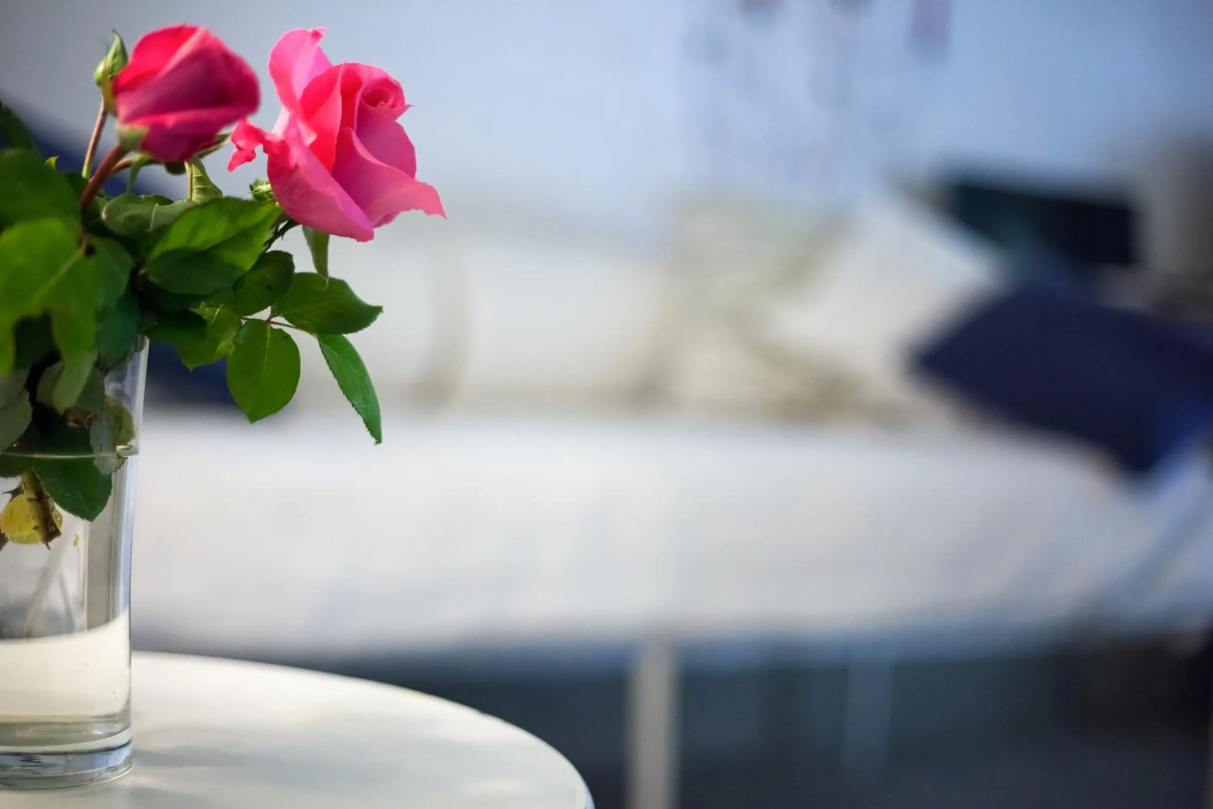 Summer, Bed in Relais Del Lago