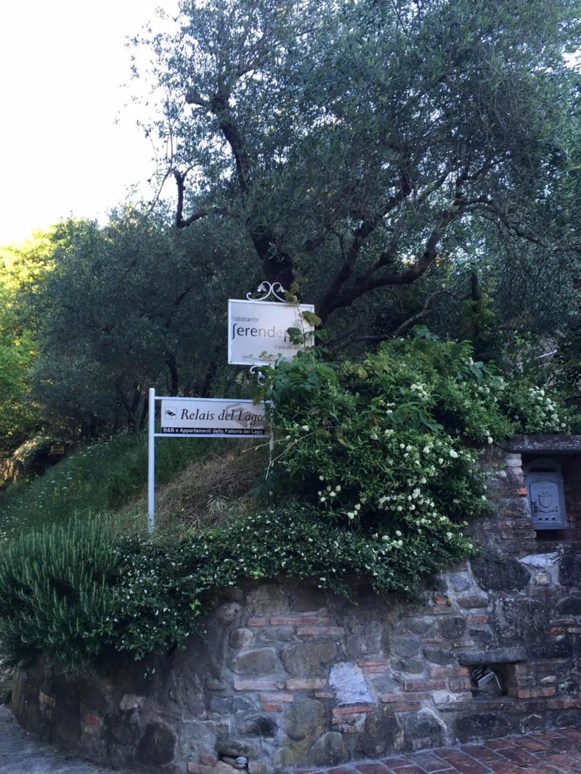 Property logo or sign in Relais Del Lago