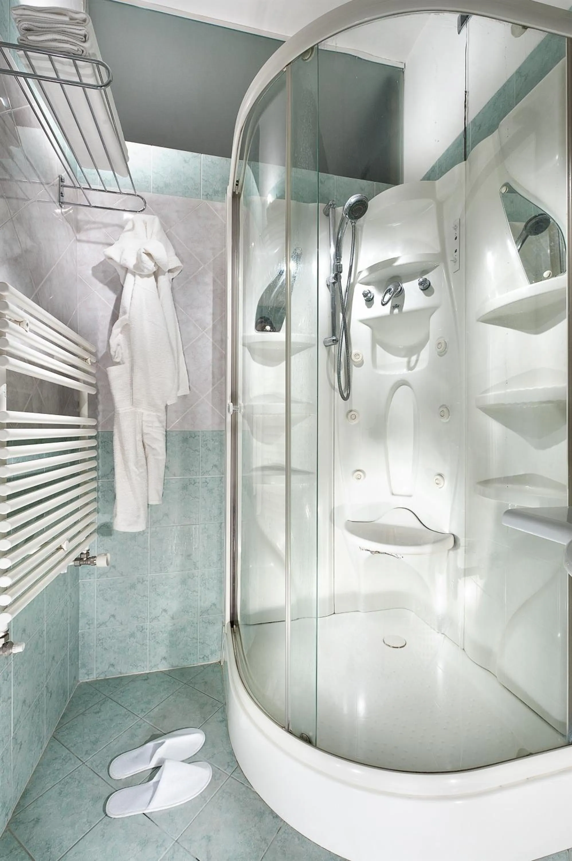 Shower in Hotel Baltic Riccione-Fronte Mare
