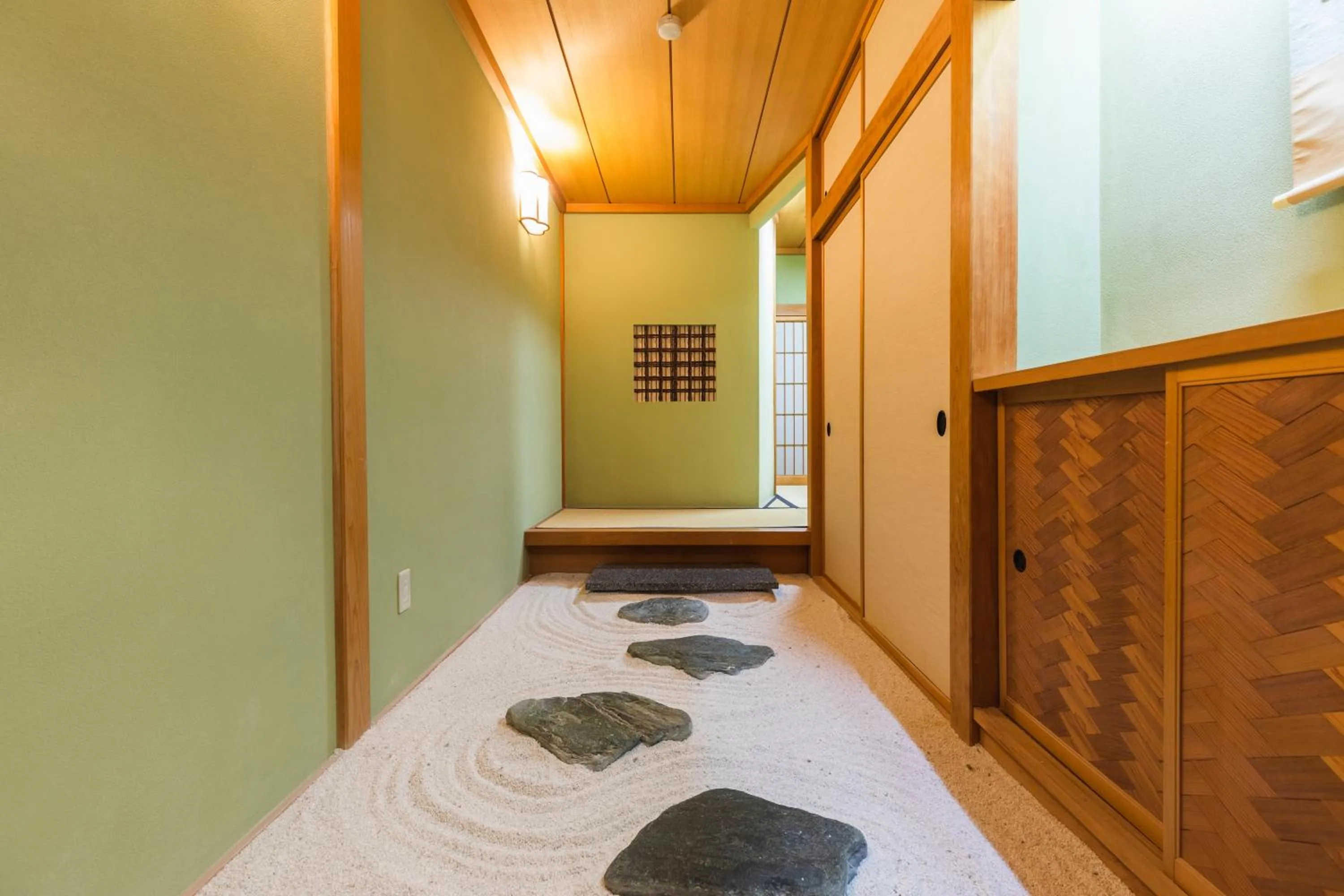 Photo of the whole room in Hotel Jogakura