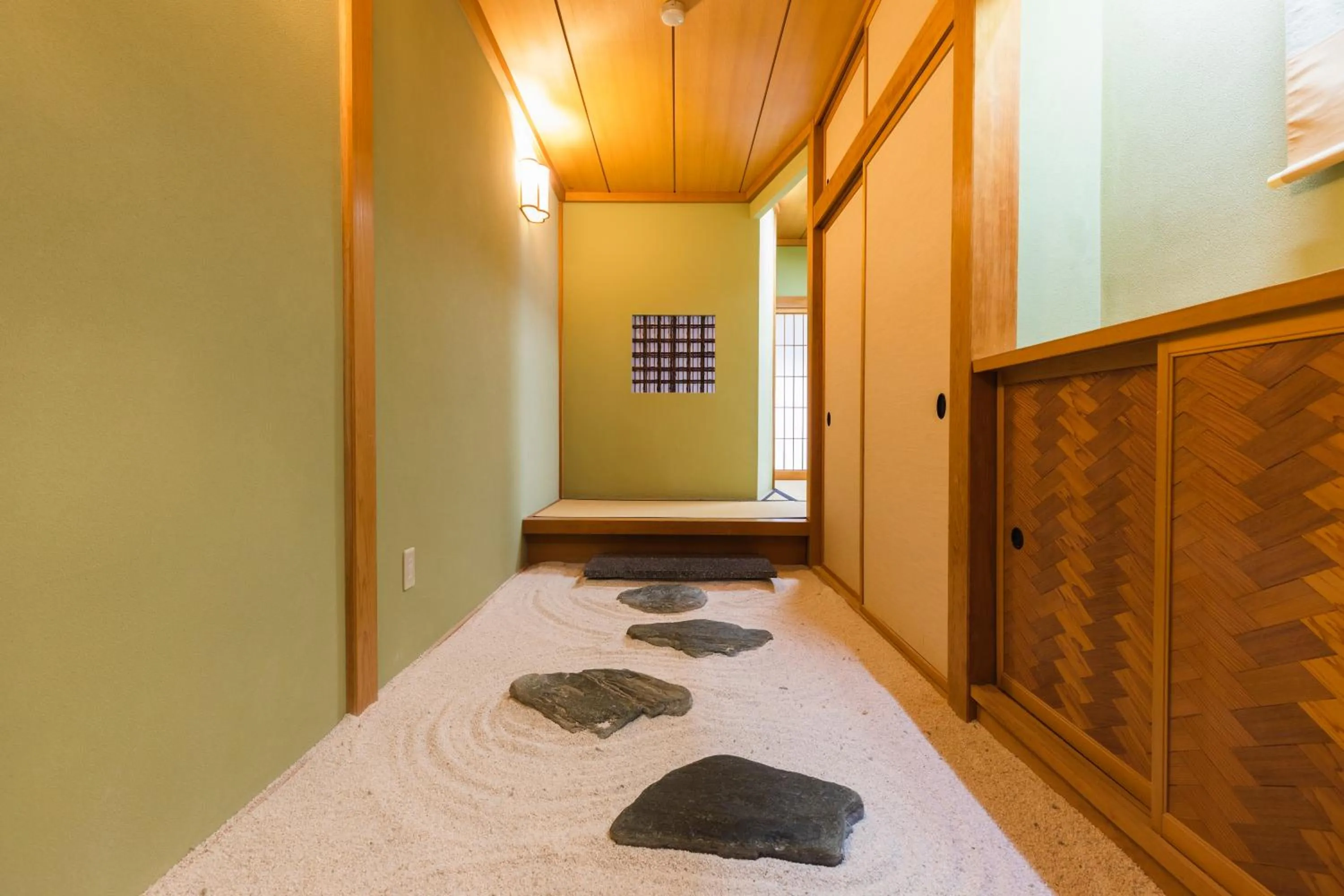 Photo of the whole room in Hotel Jogakura