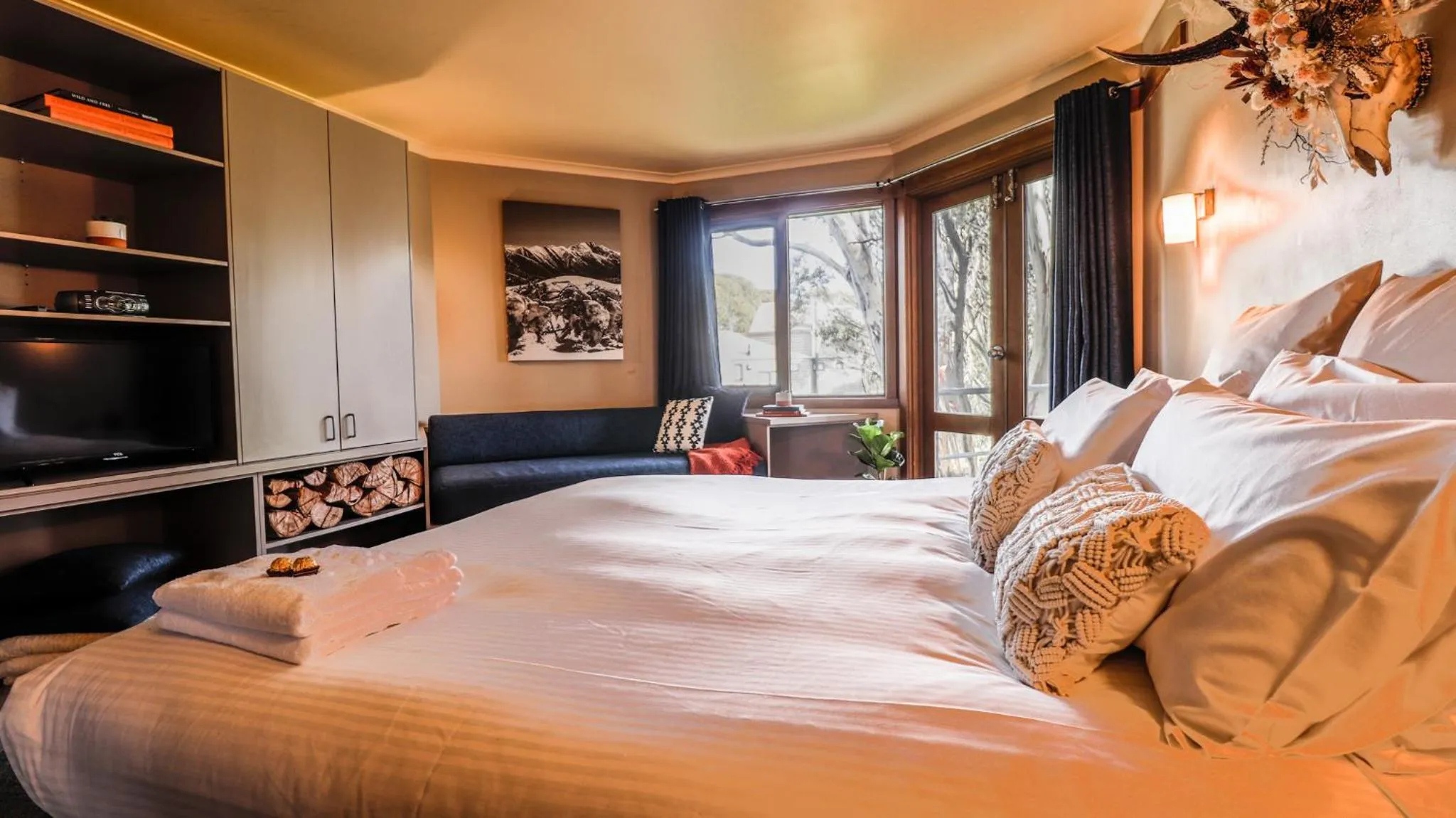 Bed in Hotel High Plains