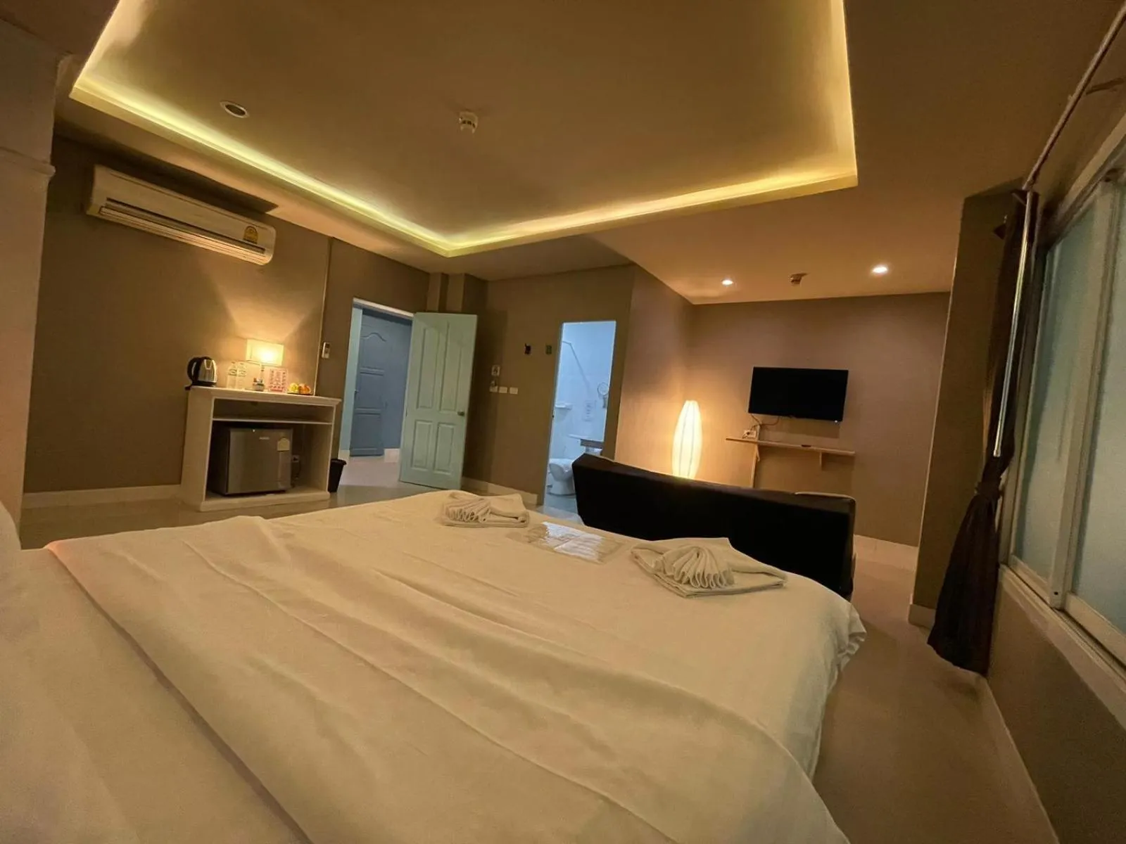 TV and multimedia, Bed in Lenny's Koh Samui