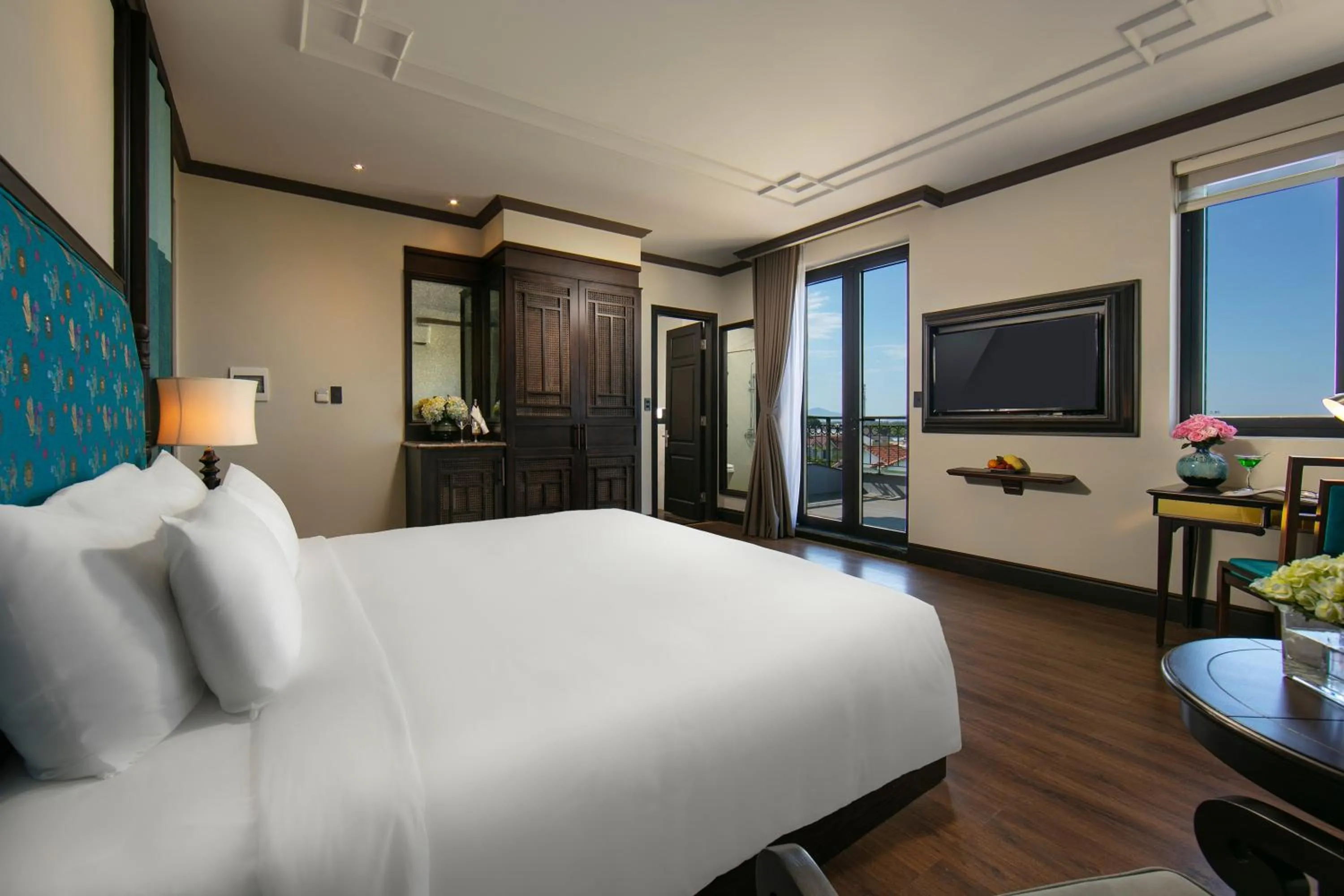 Communal lounge/ TV room, Bed in Silkian Hoian Boutique Hotel & Spa